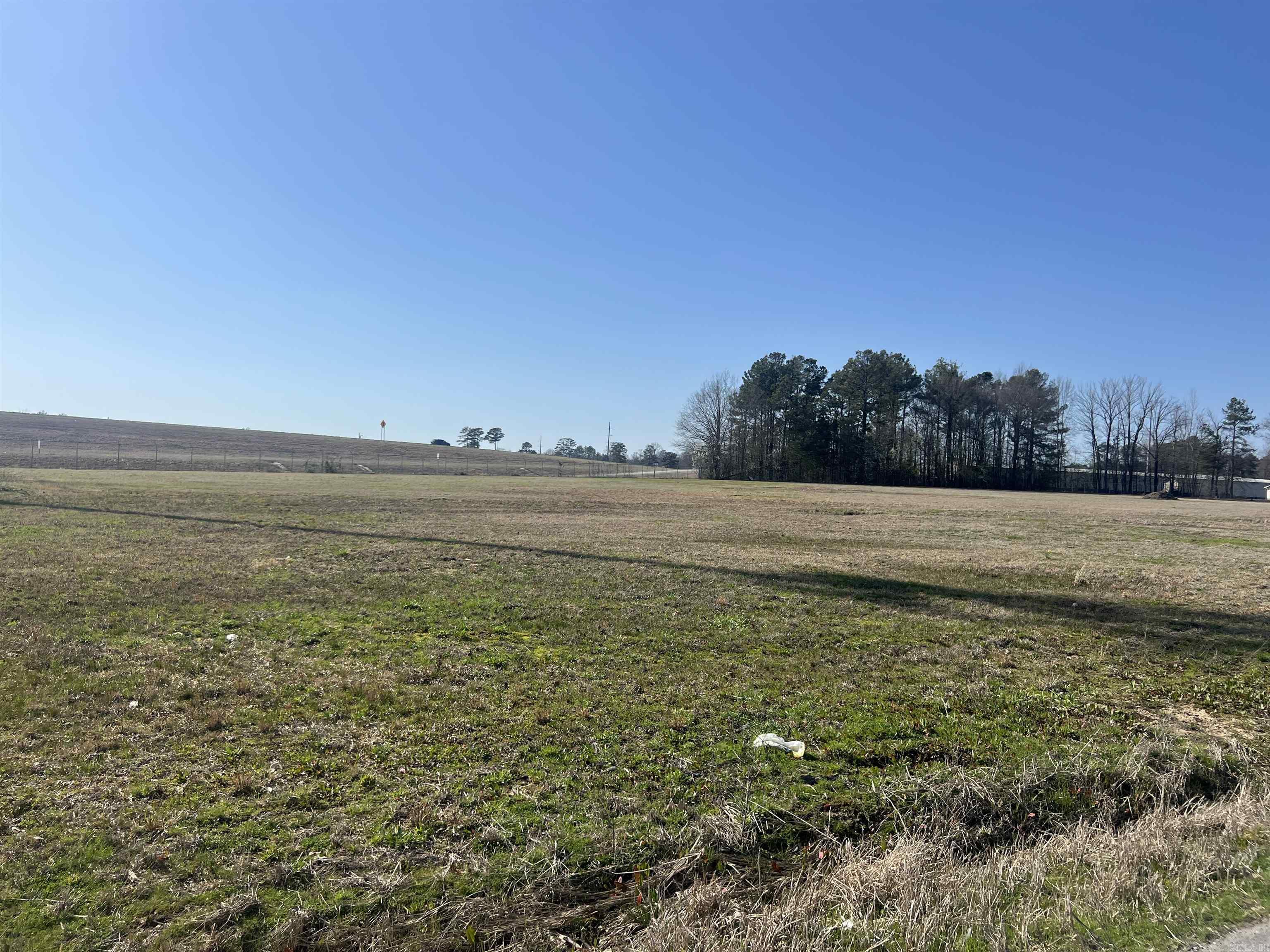 102  Thomas  Pine Bluff, AR