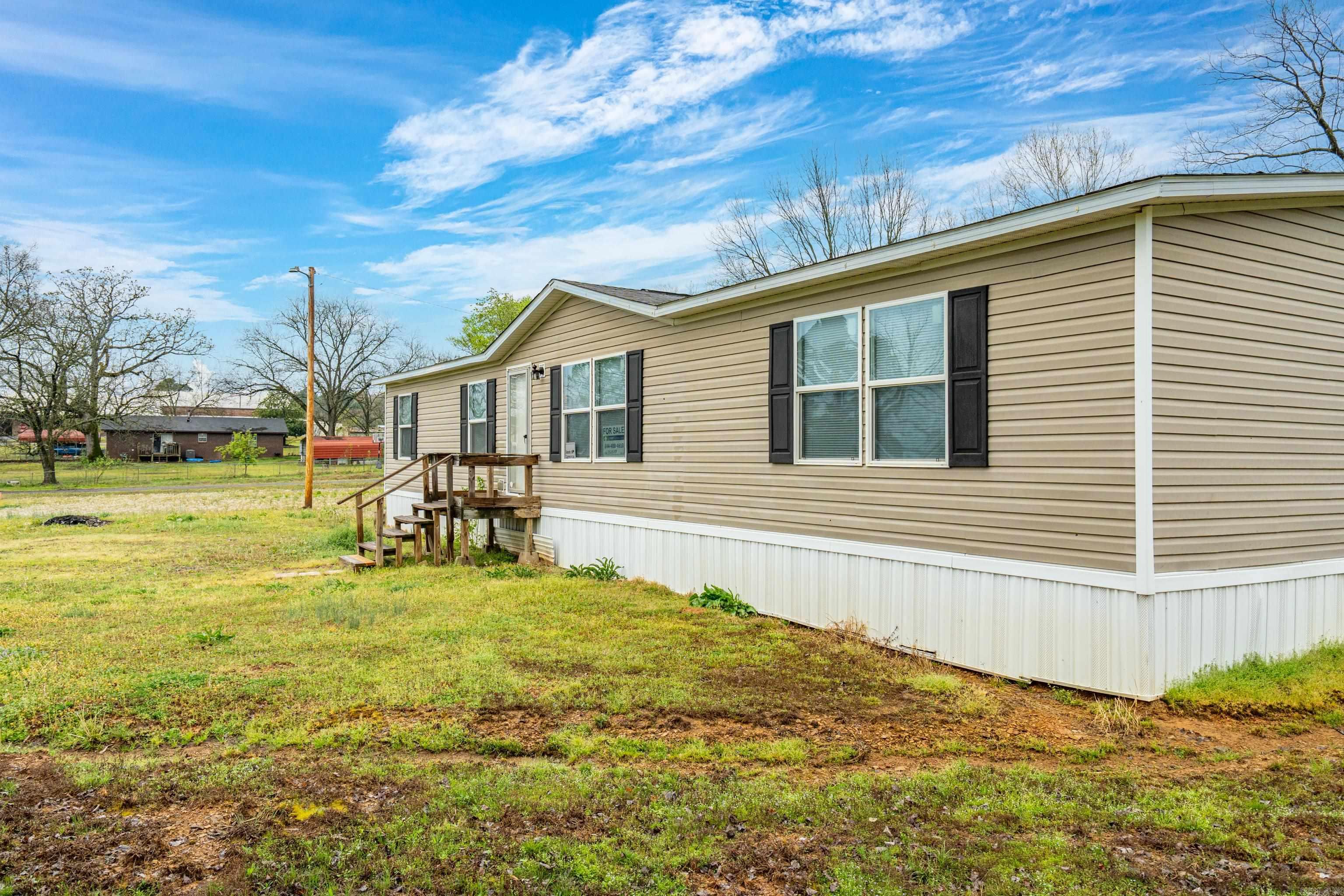 201  6th  Coal Hill, AR