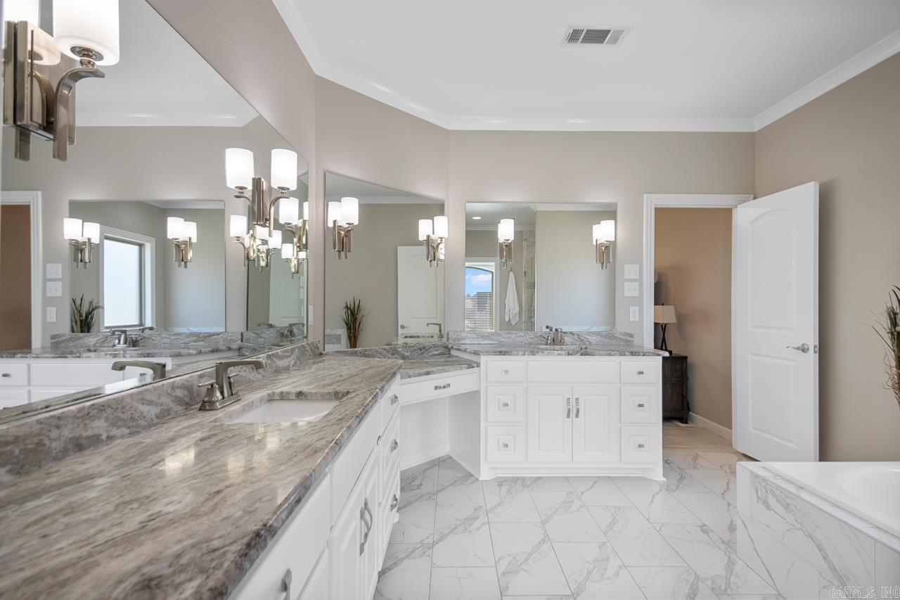 9732  Hickory Heights  Sherwood, AR