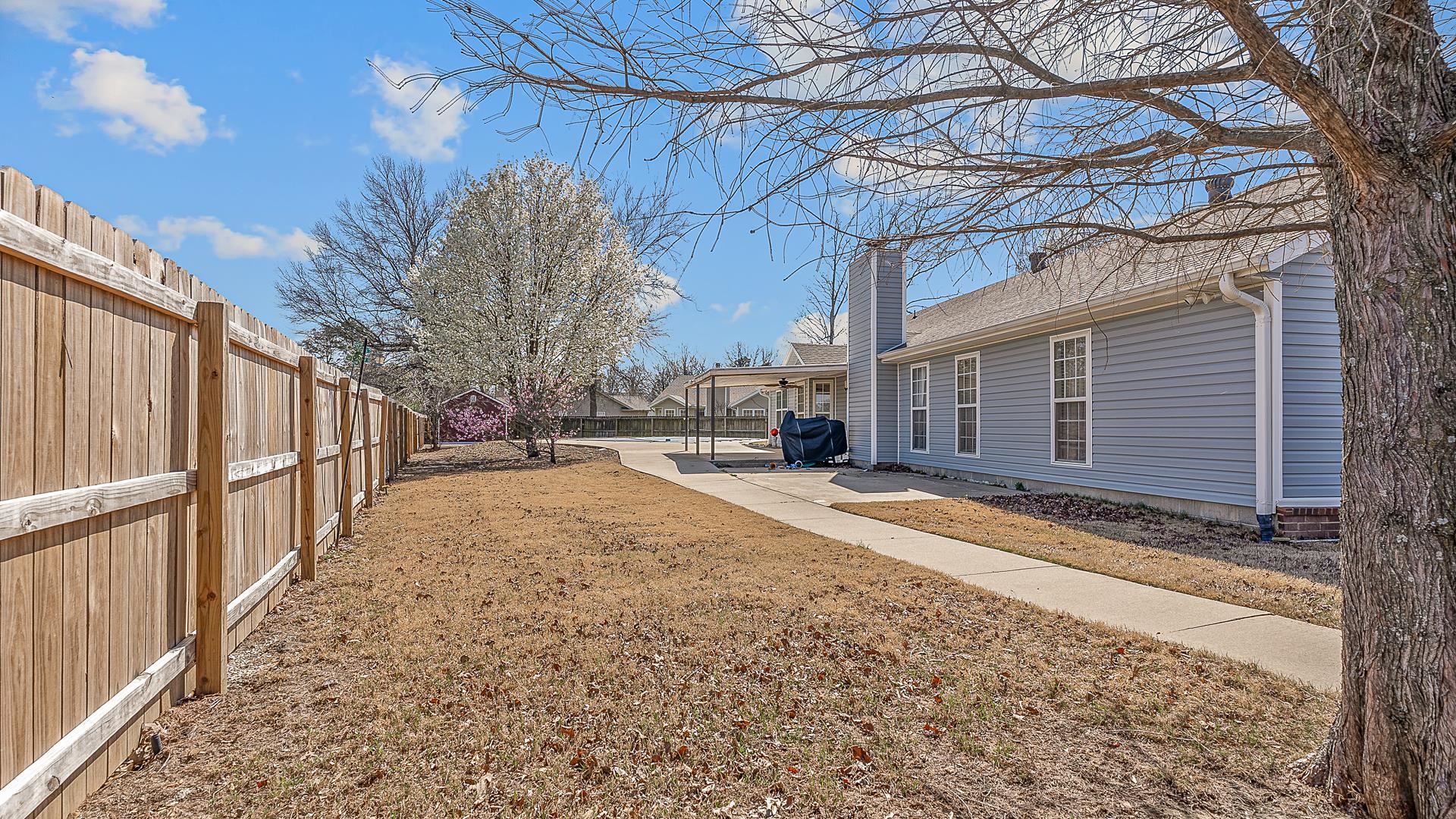 2304  Chastain Dr  Jonesboro, AR