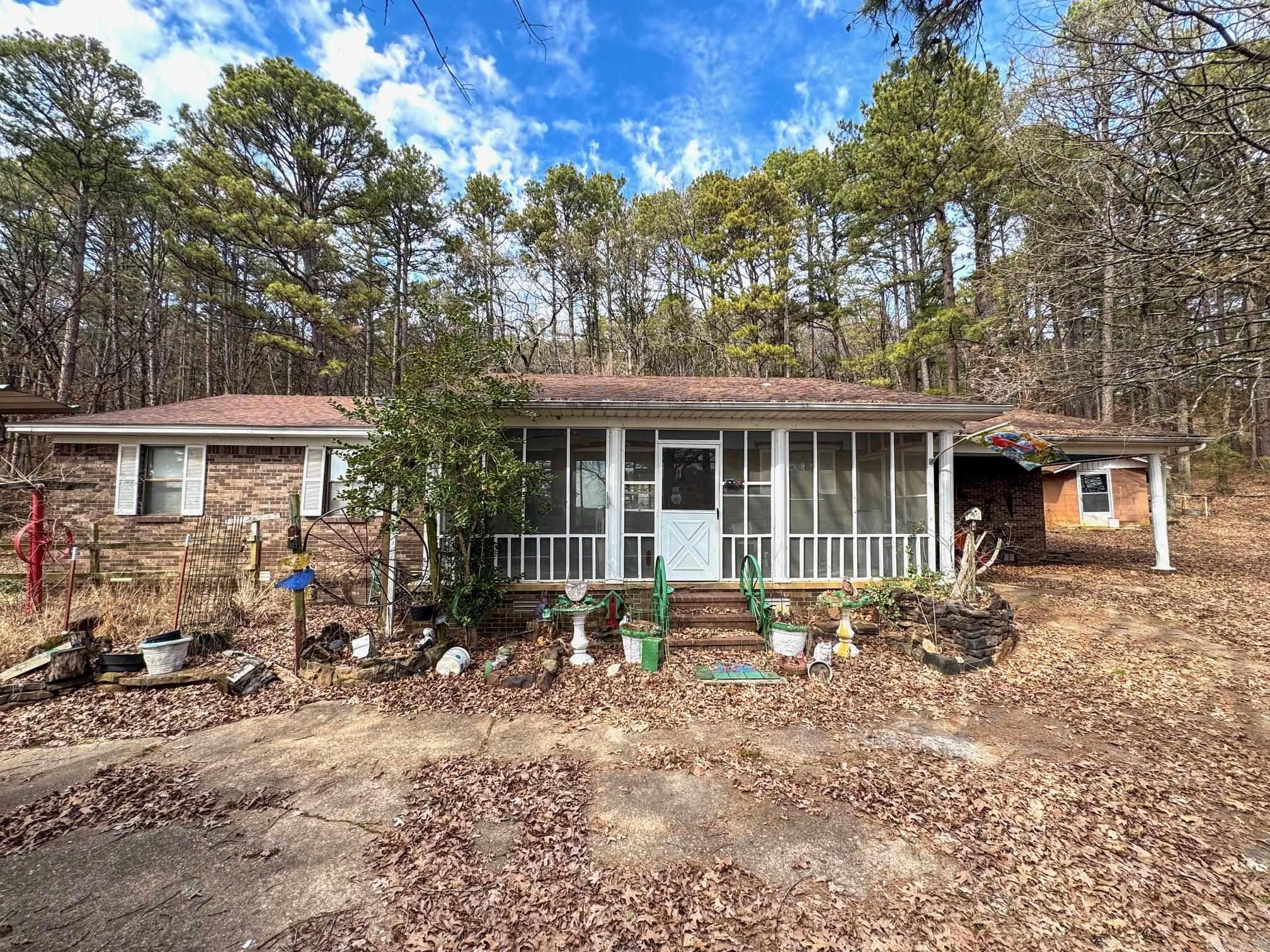 2482  County Road 3451  Clarksville, AR
