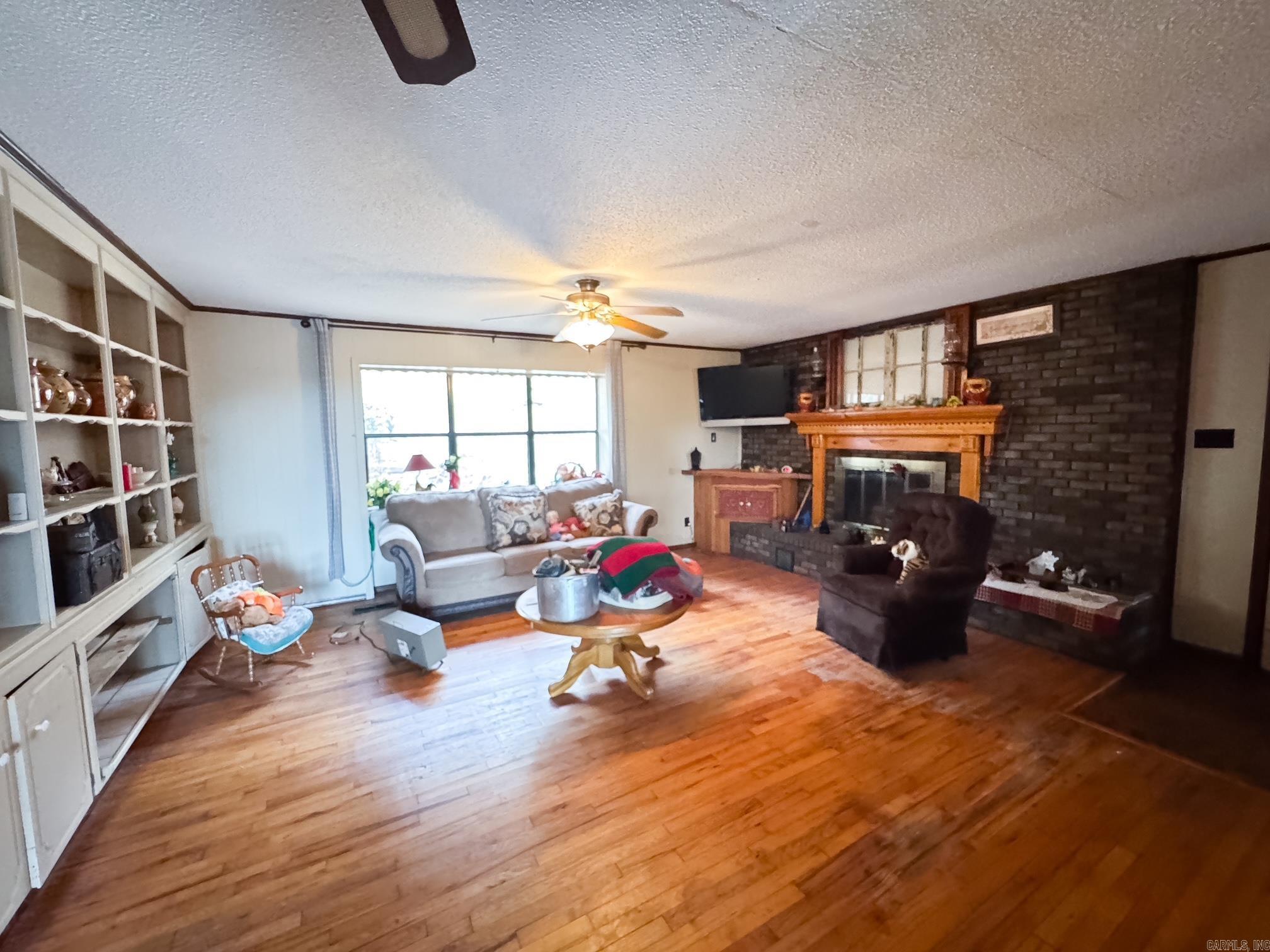 2482  County Road 3451  Clarksville, AR
