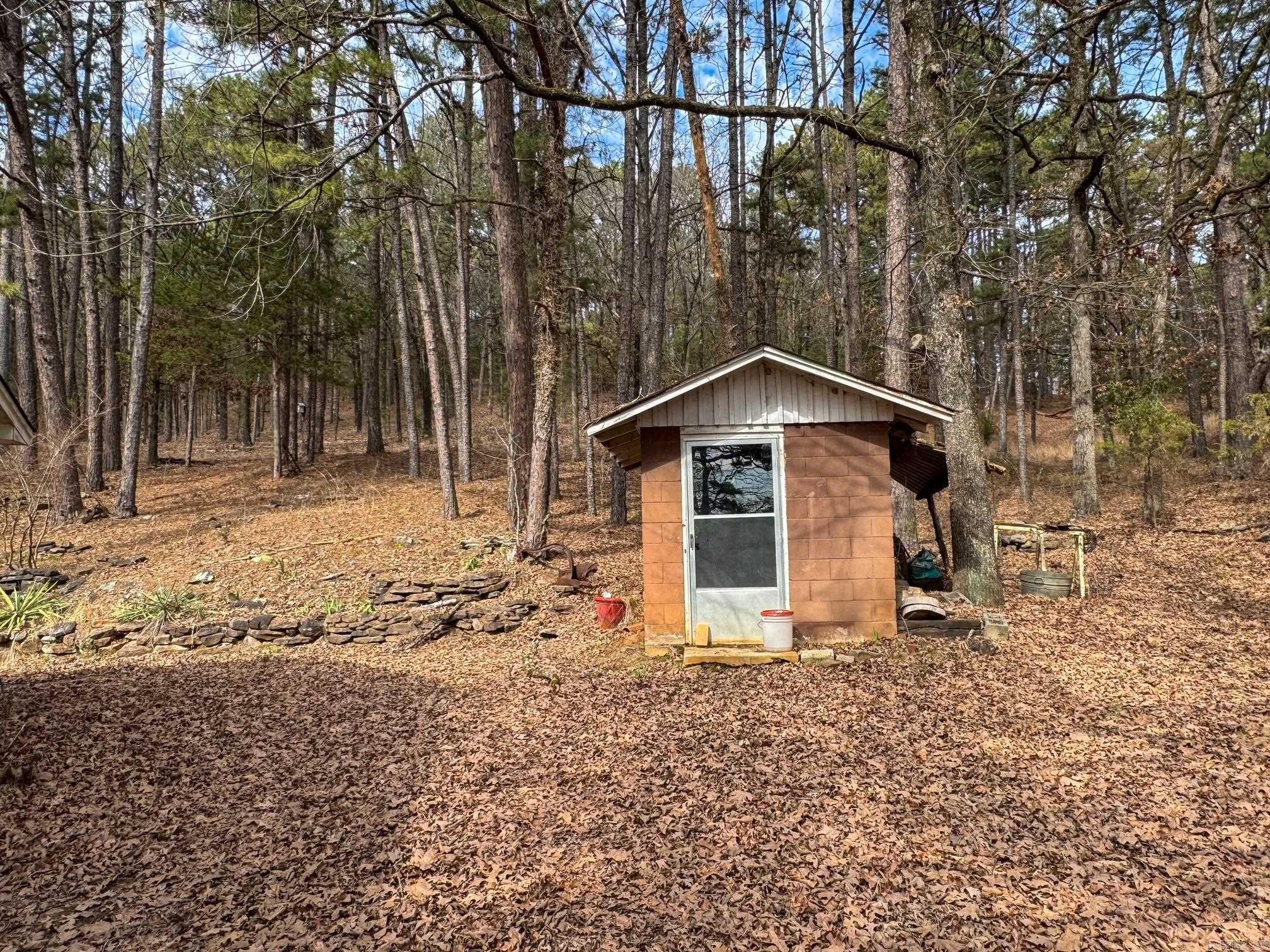 2482  County Road 3451  Clarksville, AR