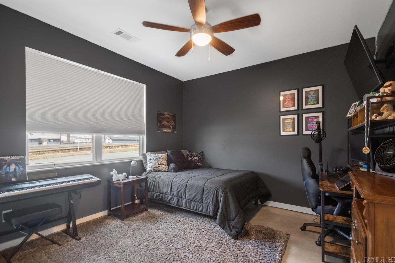 402 S Market  Benton, AR