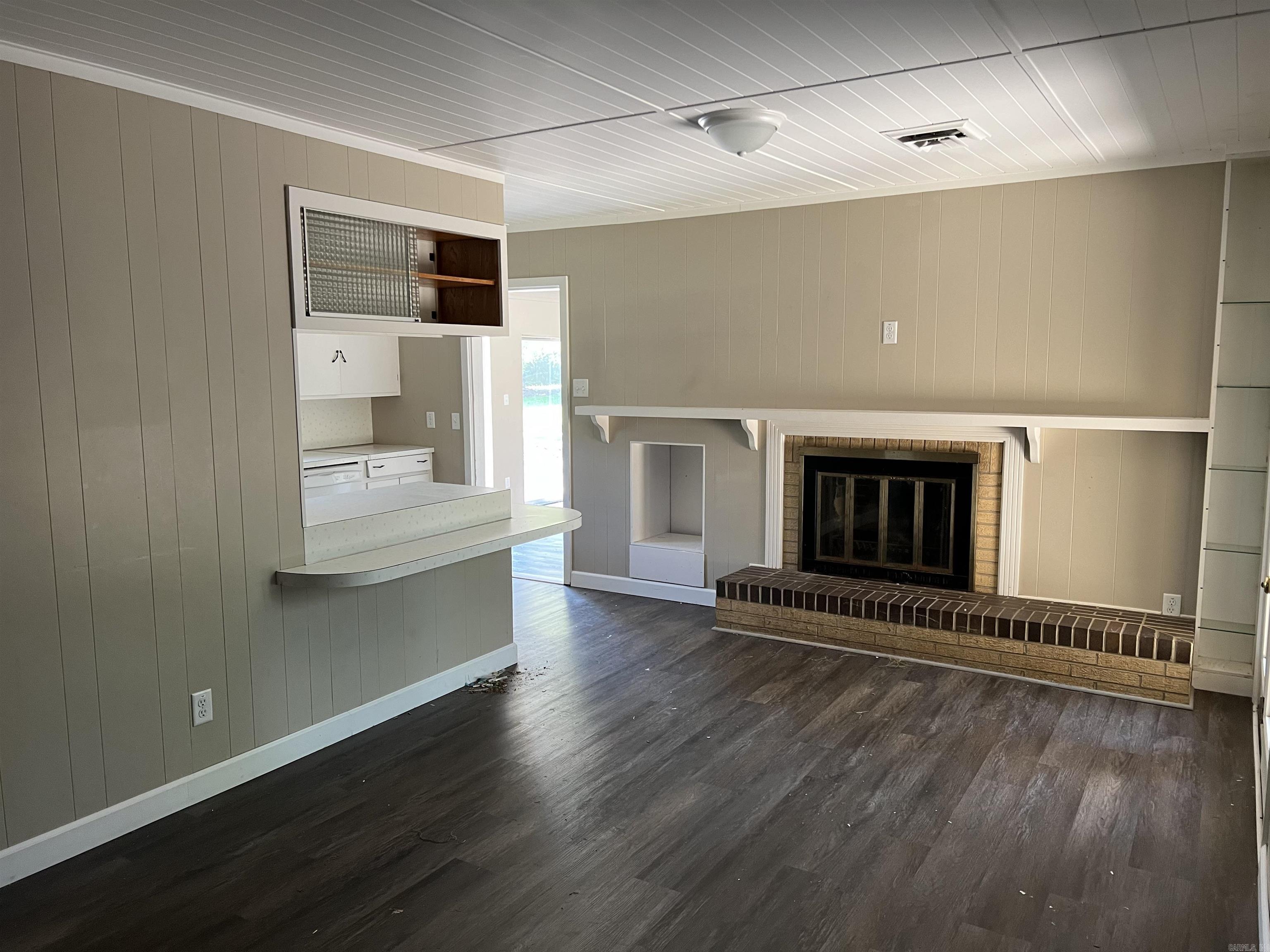 1565  Pine Manor  Arkadelphia, AR
