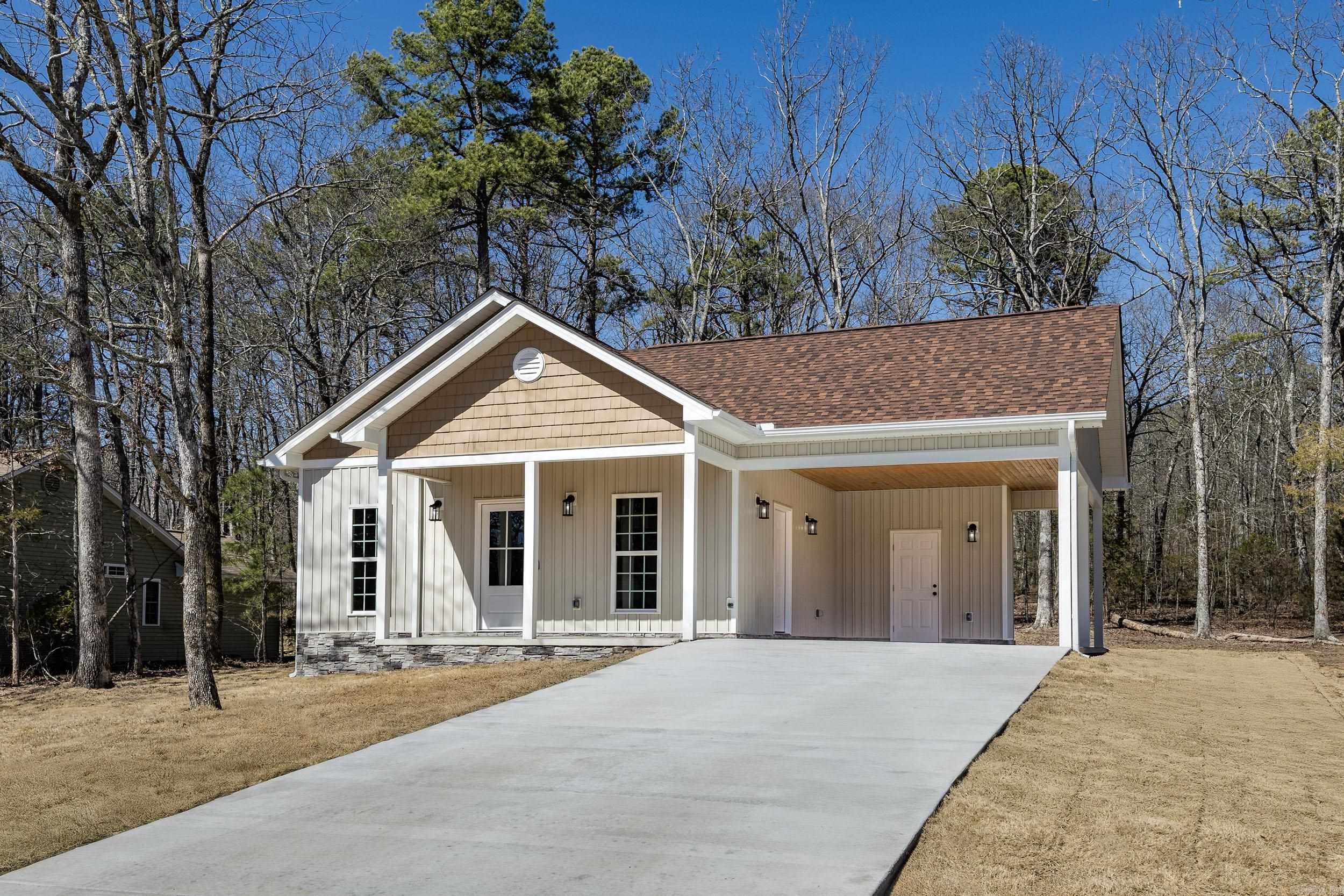 170 E Blue Ridge  Fairfield Bay, AR