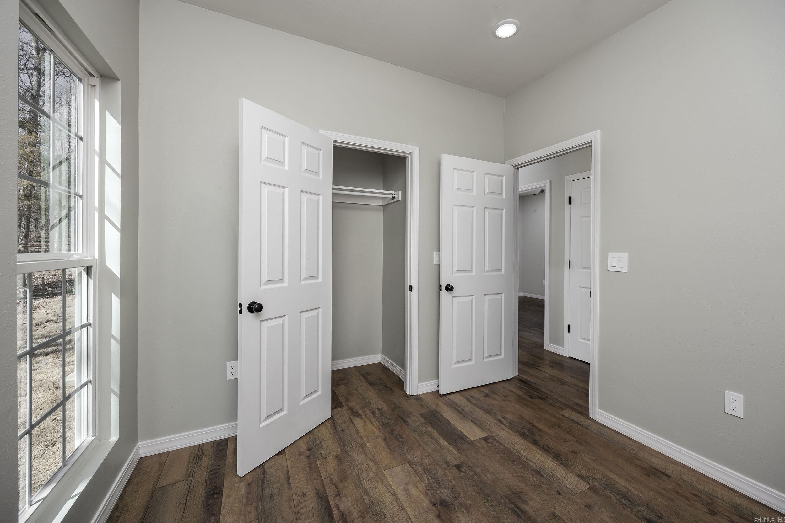 170 E Blue Ridge  Fairfield Bay, AR