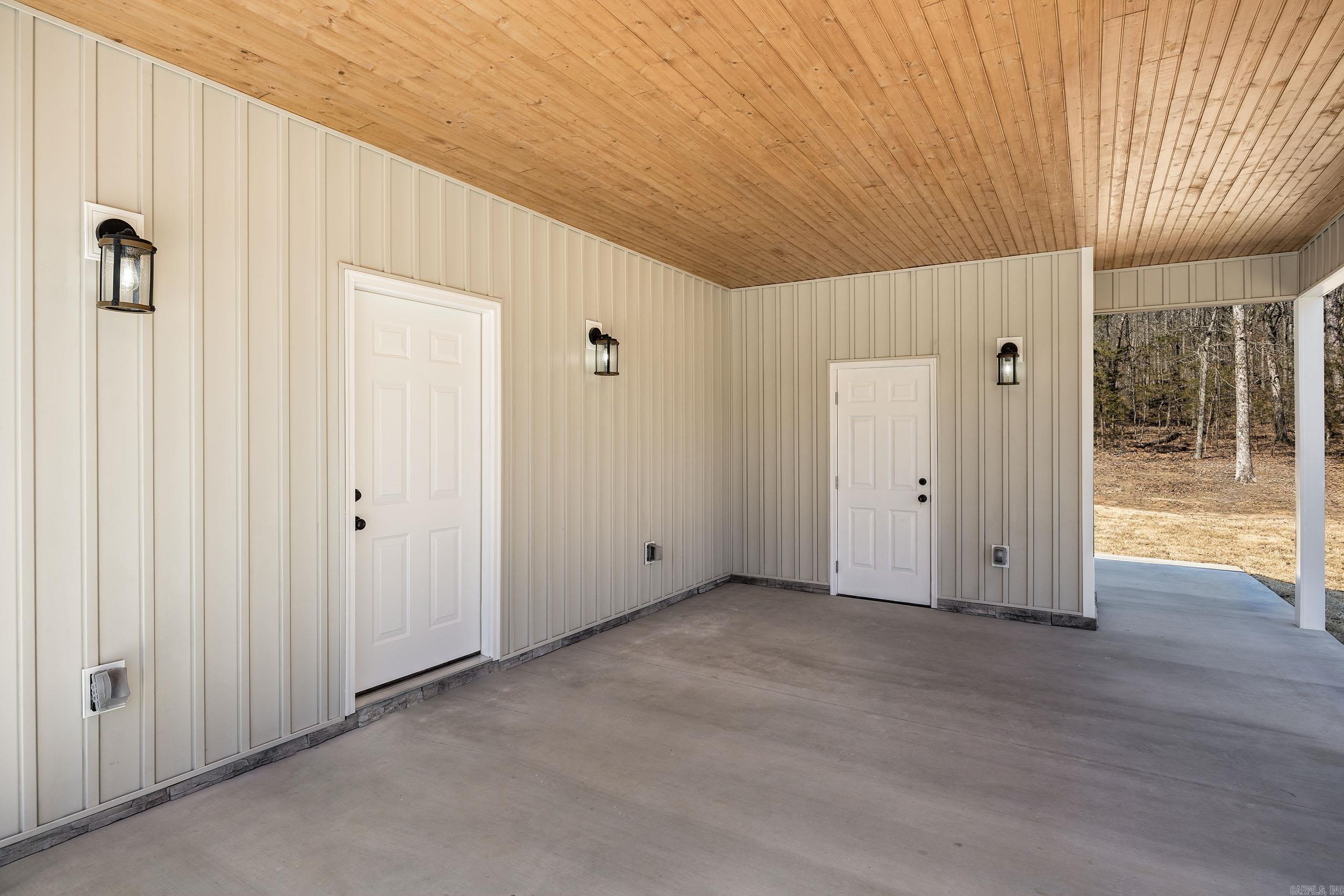 170 E Blue Ridge  Fairfield Bay, AR