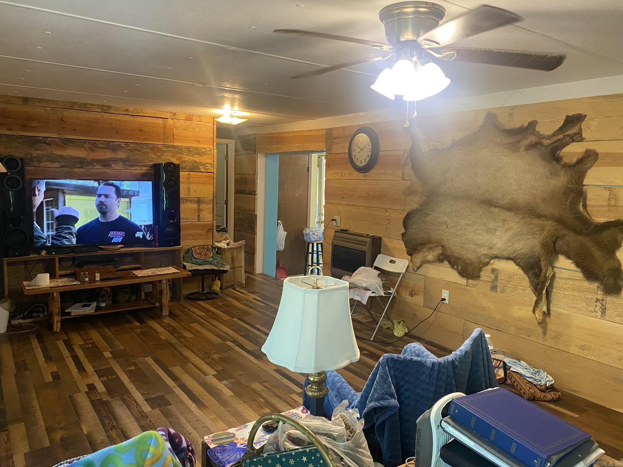 660  Prince  Mountain View, AR