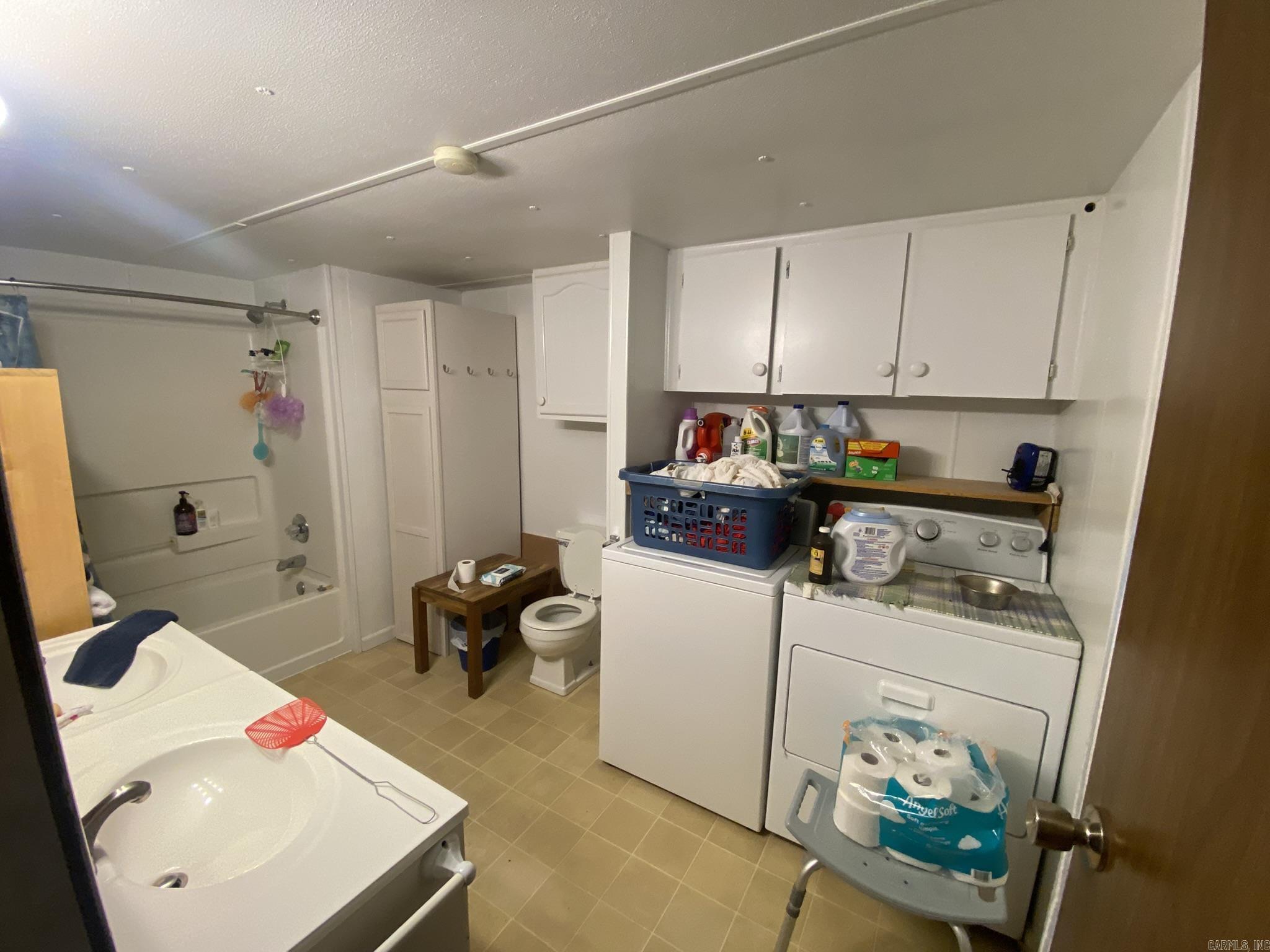 660  Prince  Mountain View, AR
