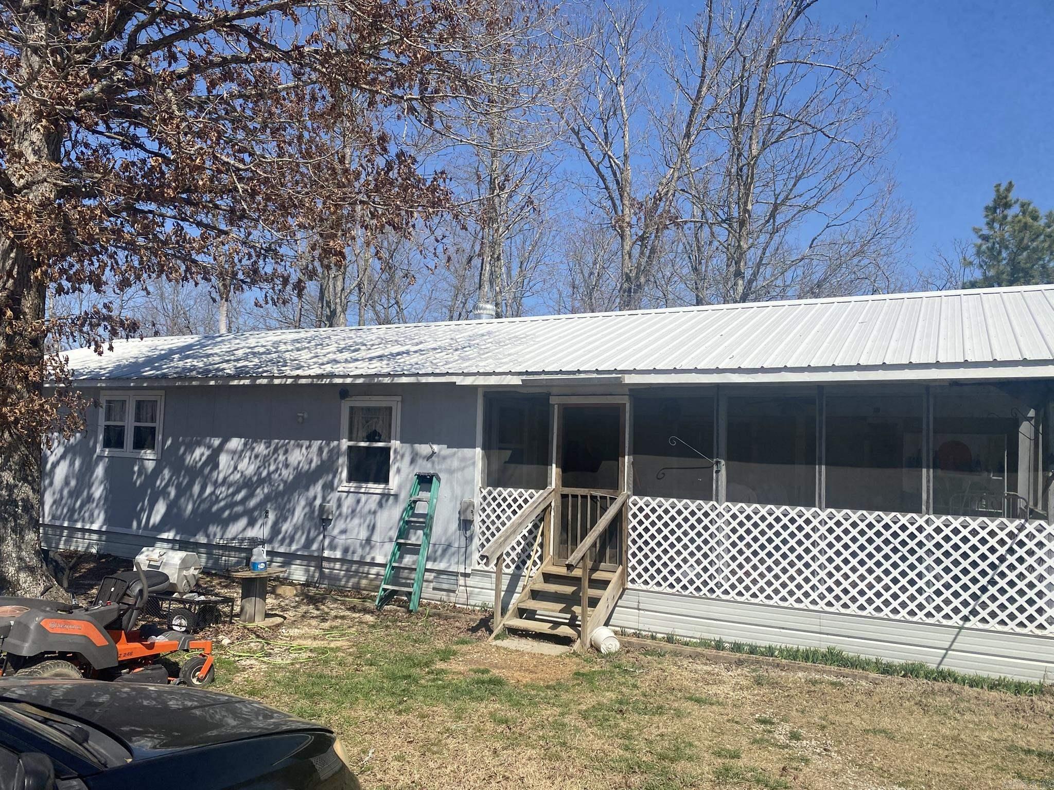 660  Prince  Mountain View, AR