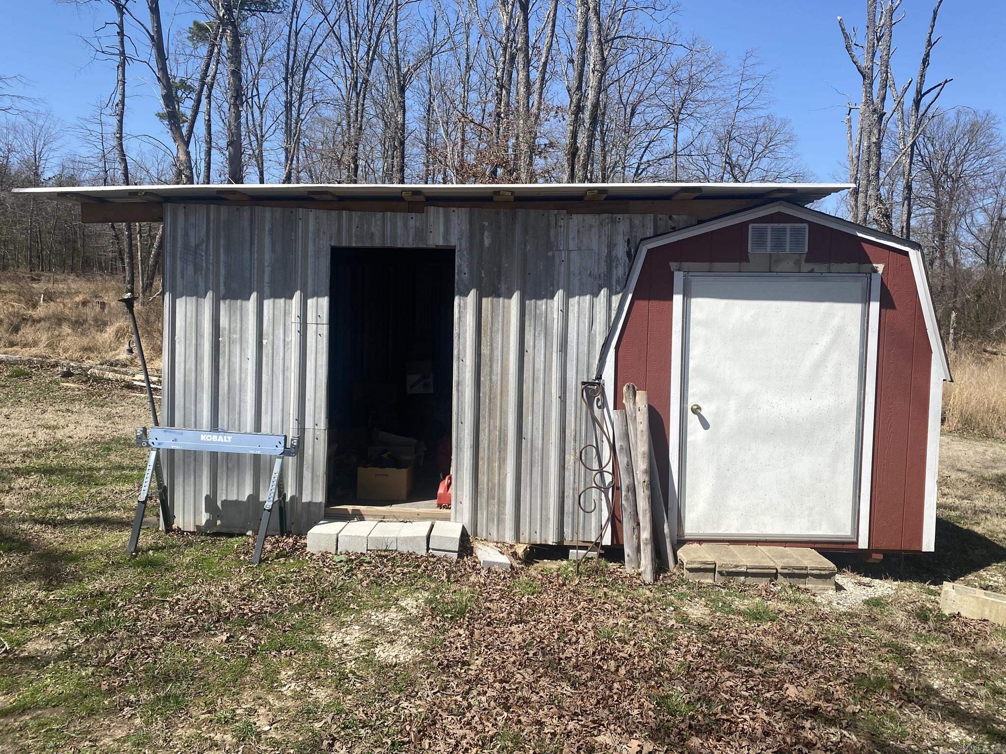 660  Prince  Mountain View, AR