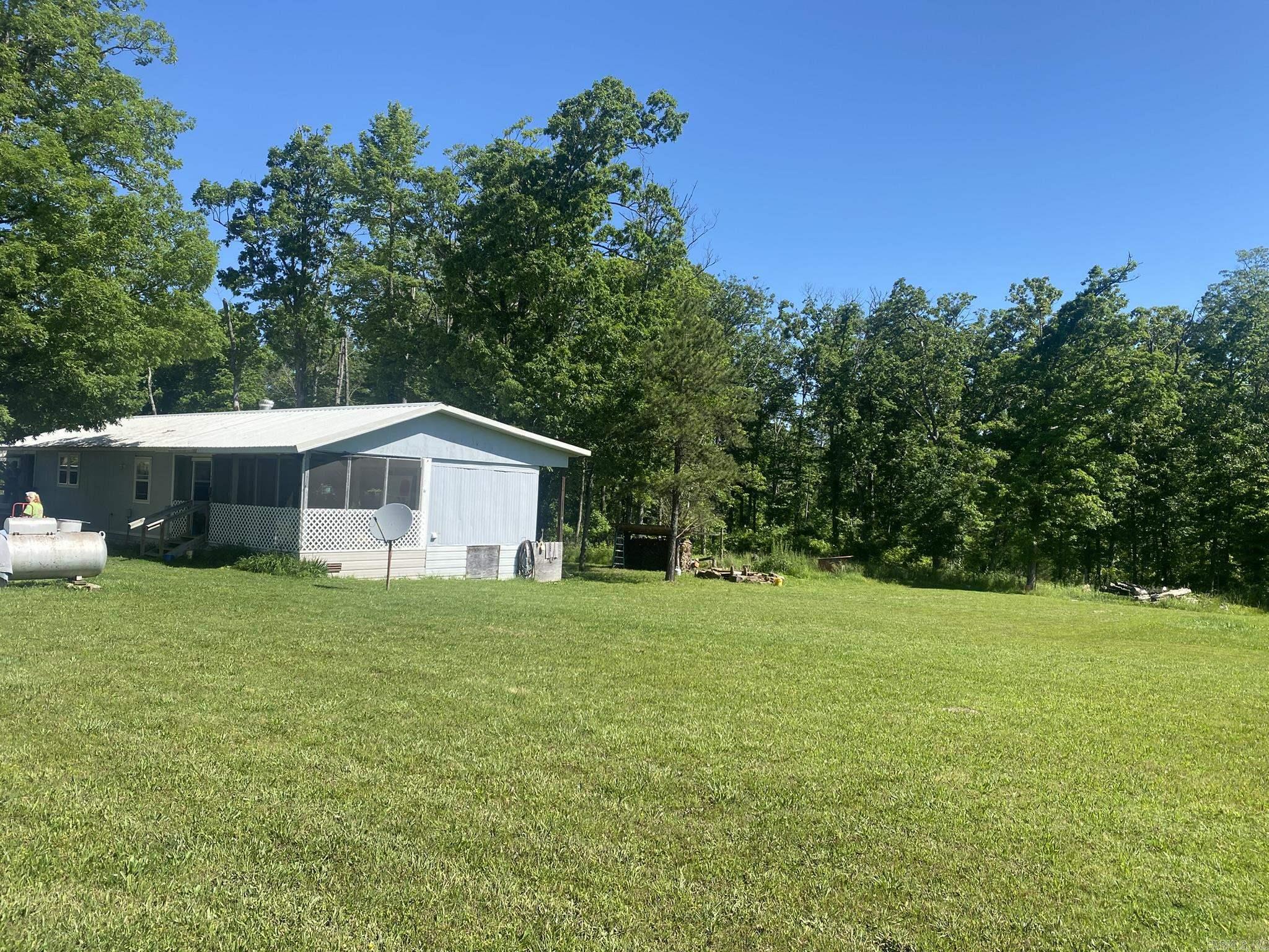 660  Prince  Mountain View, AR