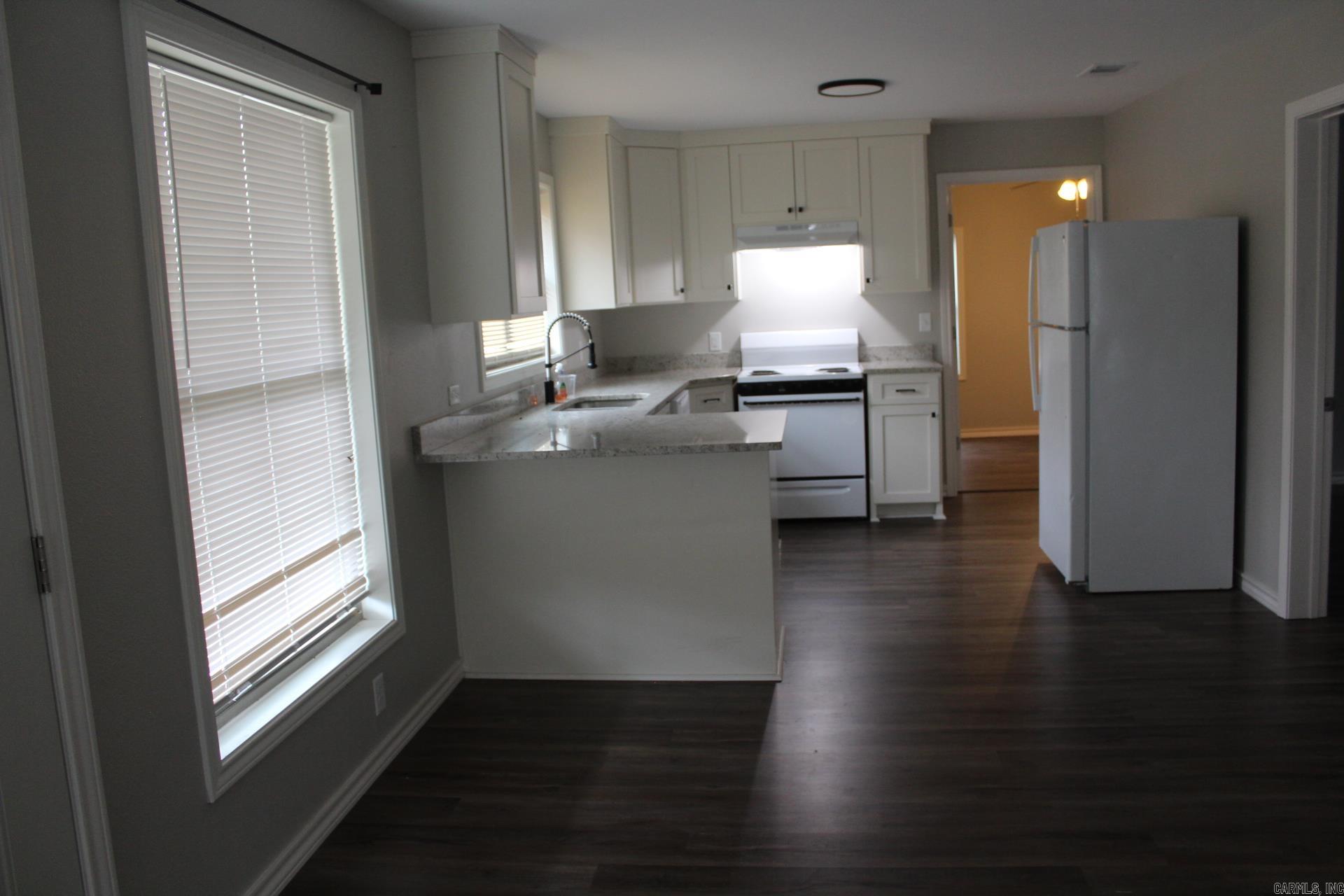 517 N 6th  Nashville, AR