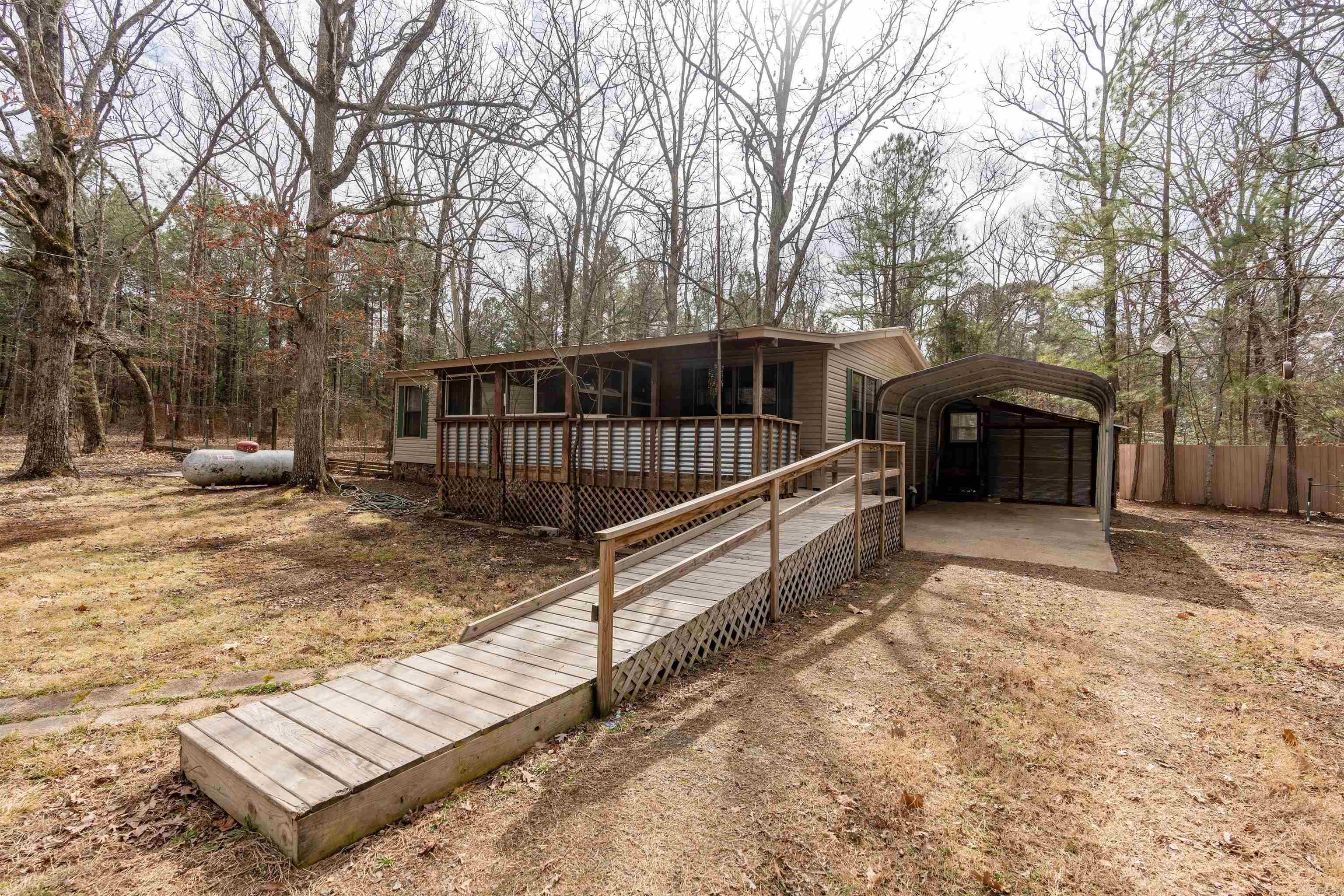 3432 N Heber Springs 3430 Tumbling Shoals, AR