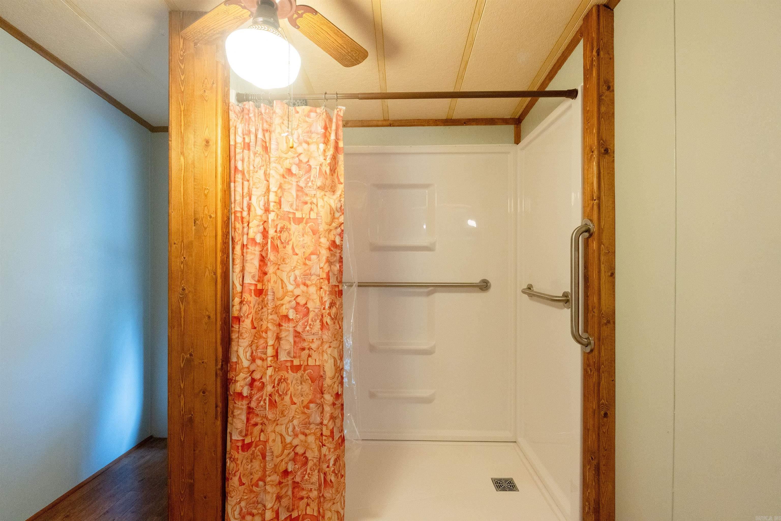 3432 N Heber Springs 3430 Tumbling Shoals, AR