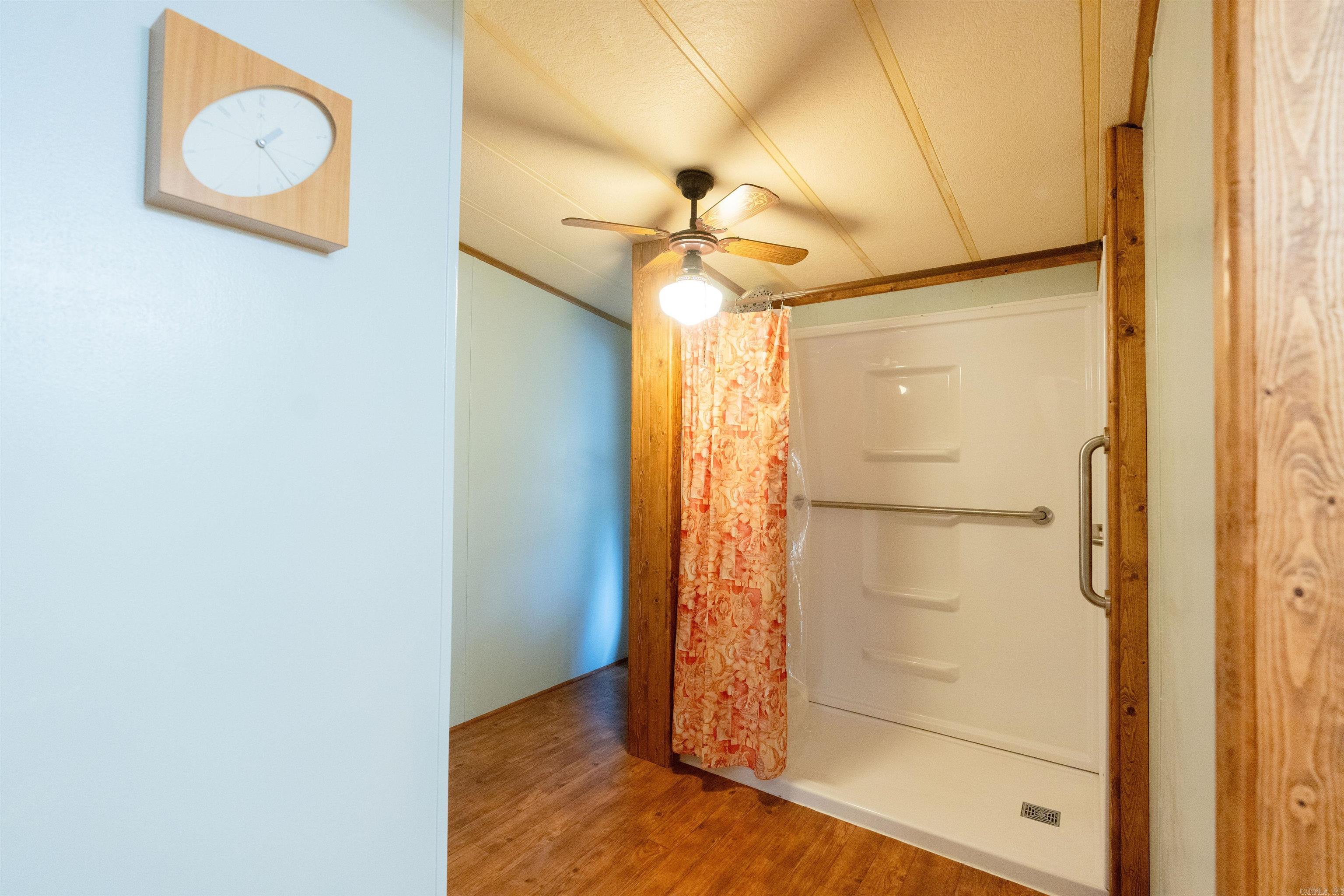 3432 N Heber Springs 3430 Tumbling Shoals, AR