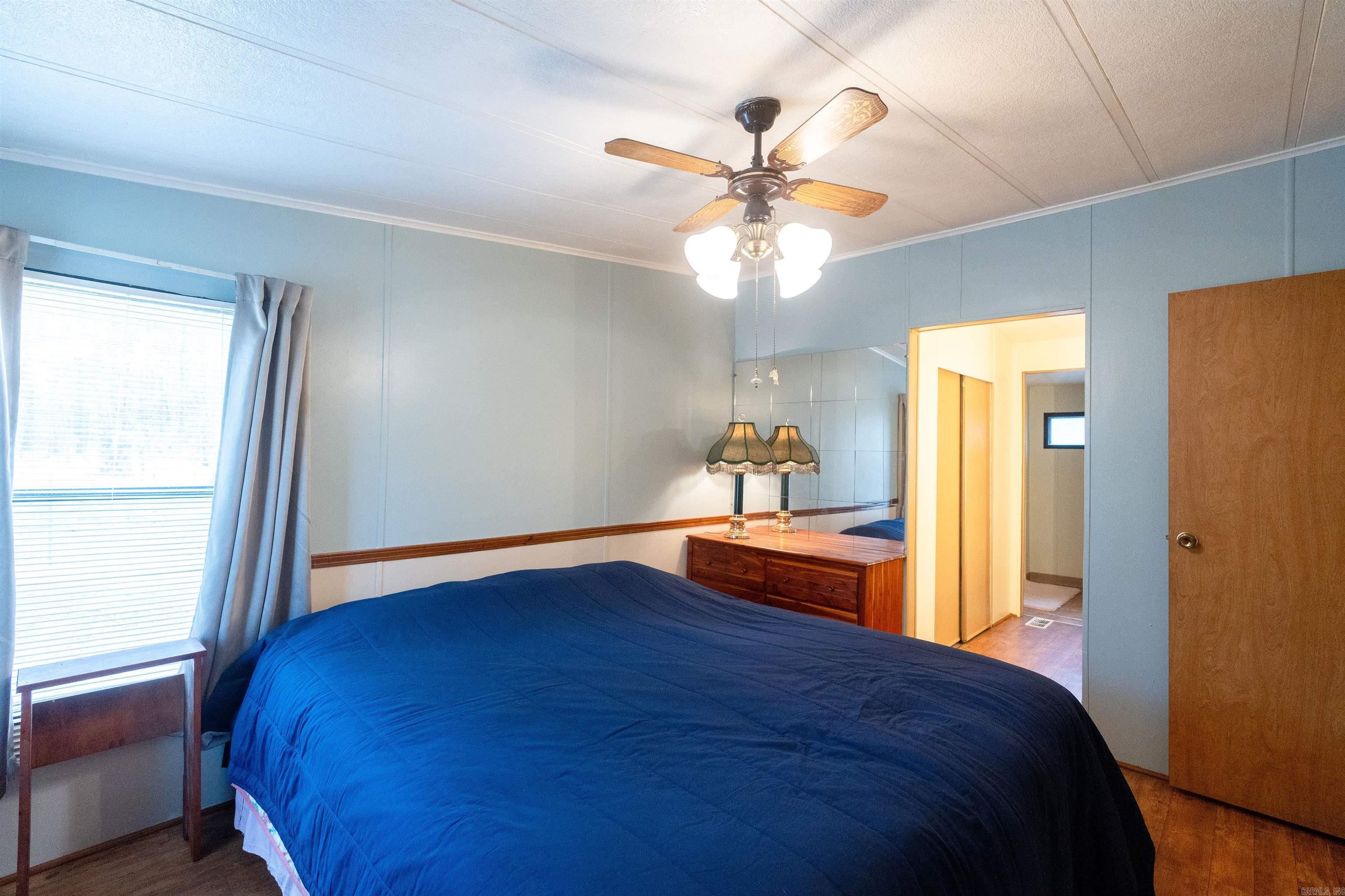 3432 N Heber Springs 3430 Tumbling Shoals, AR