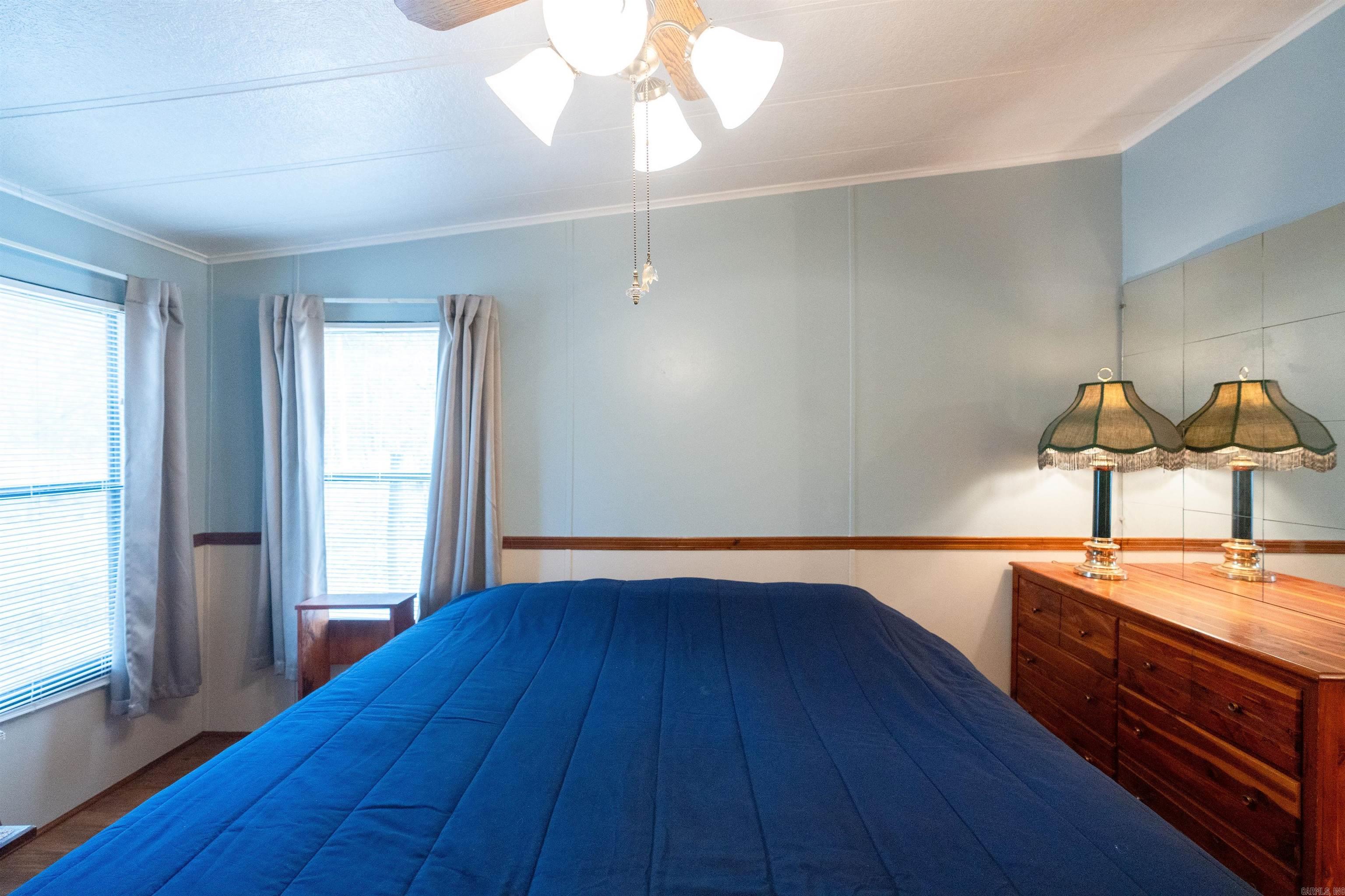 3432 N Heber Springs 3430 Tumbling Shoals, AR