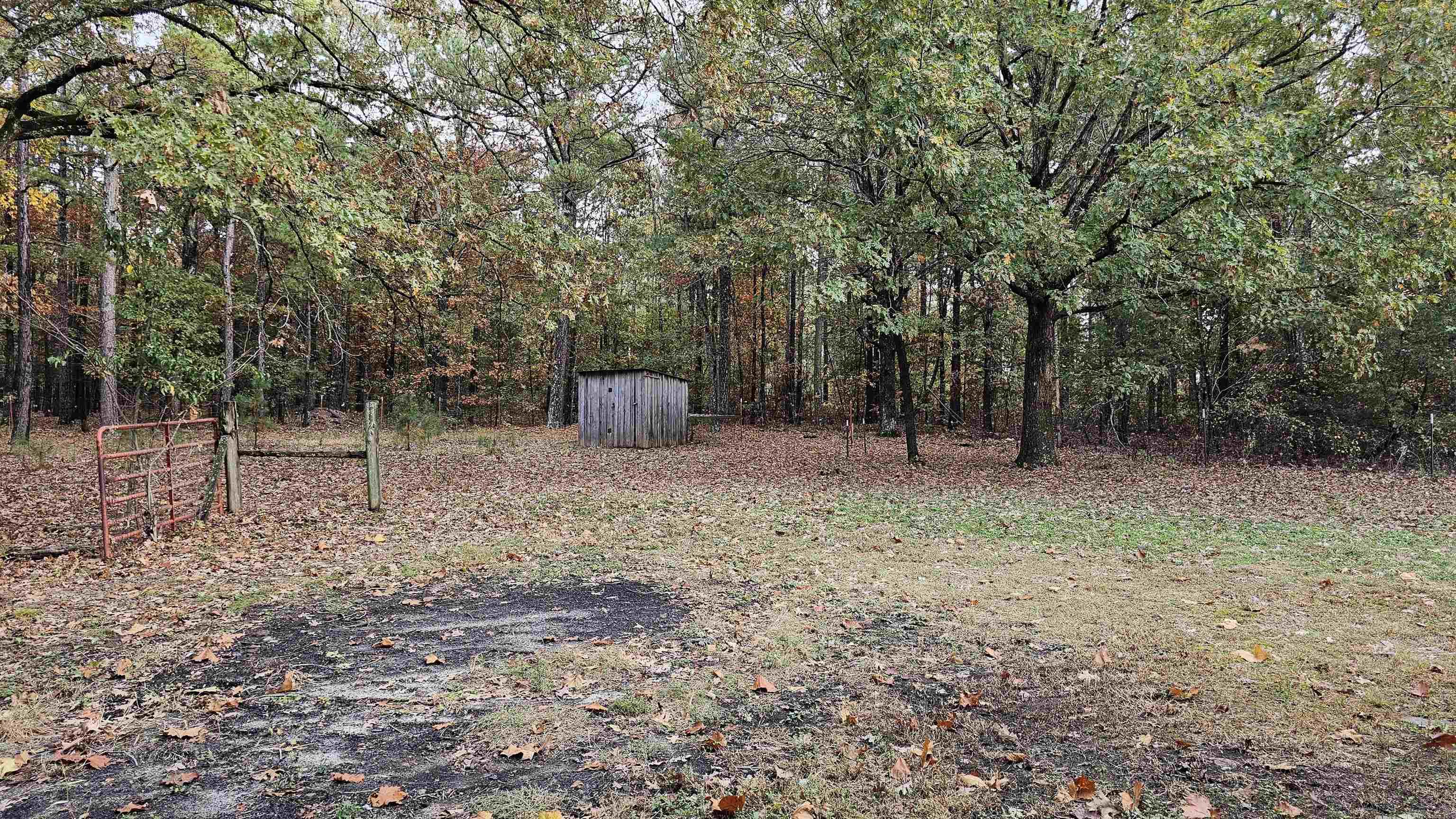 3432 N Heber Springs 3430 Tumbling Shoals, AR