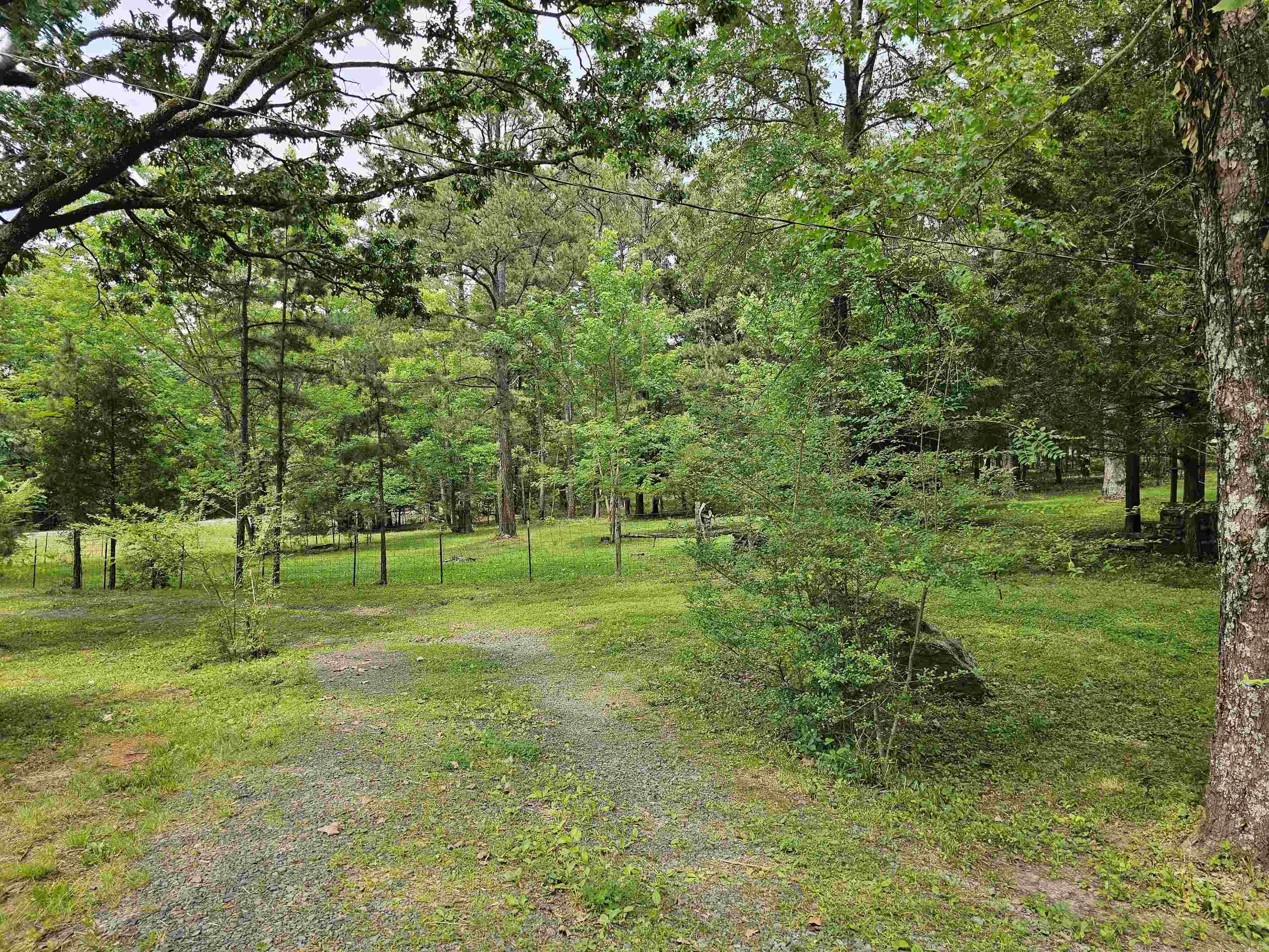 3432 N Heber Springs 3430 Tumbling Shoals, AR