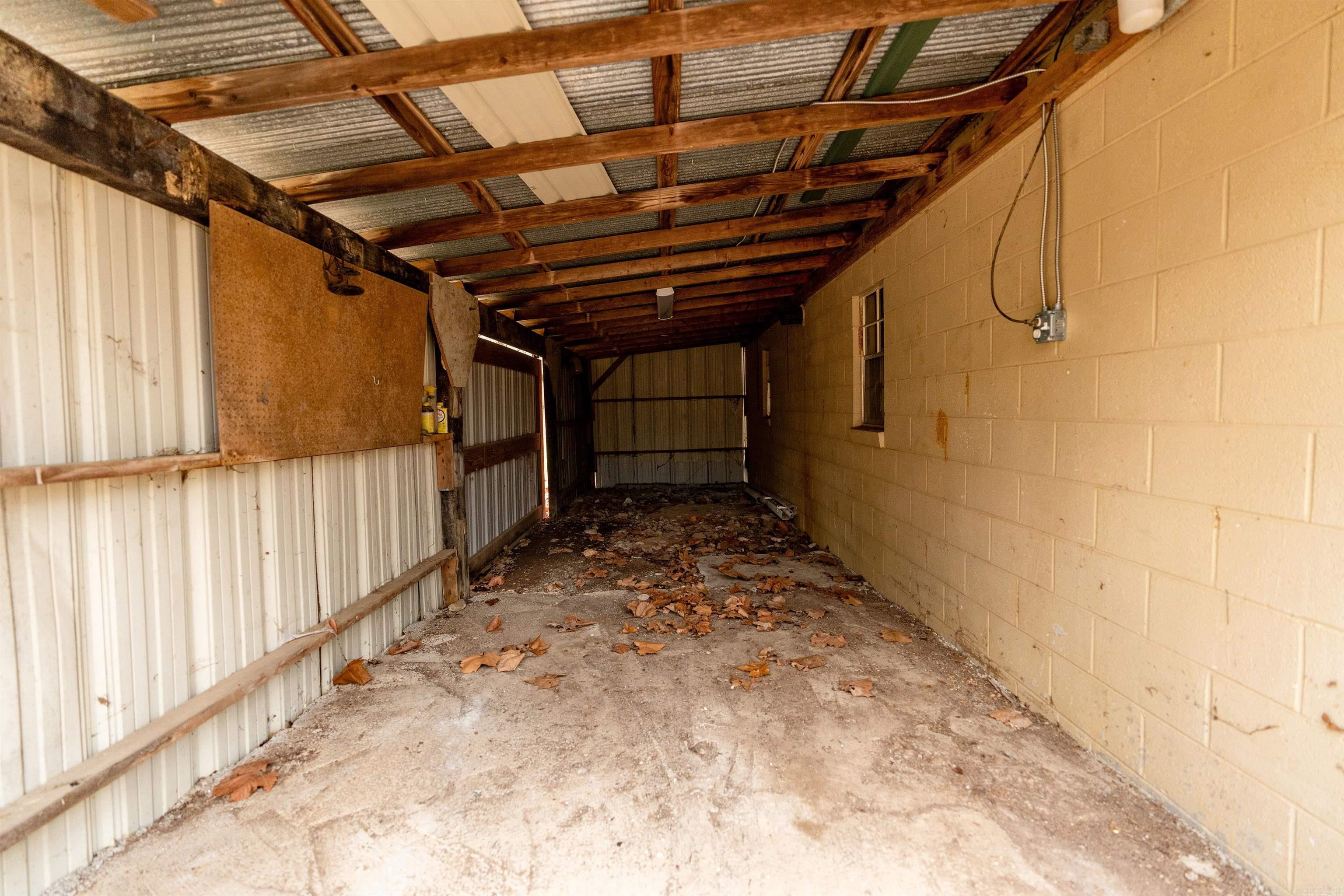 3432 N Heber Springs 3430 Tumbling Shoals, AR