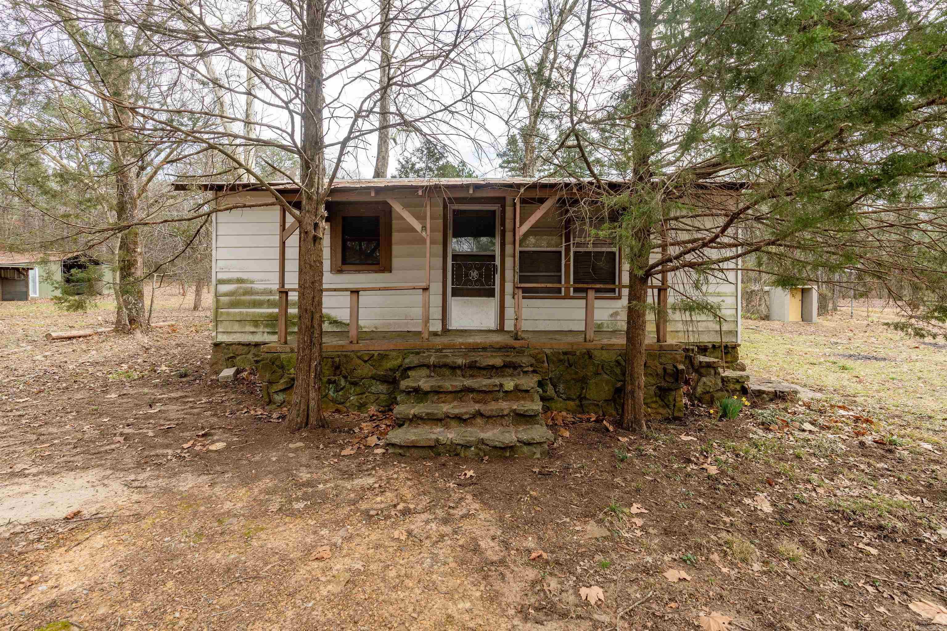 3432 N Heber Springs 3430 Tumbling Shoals, AR