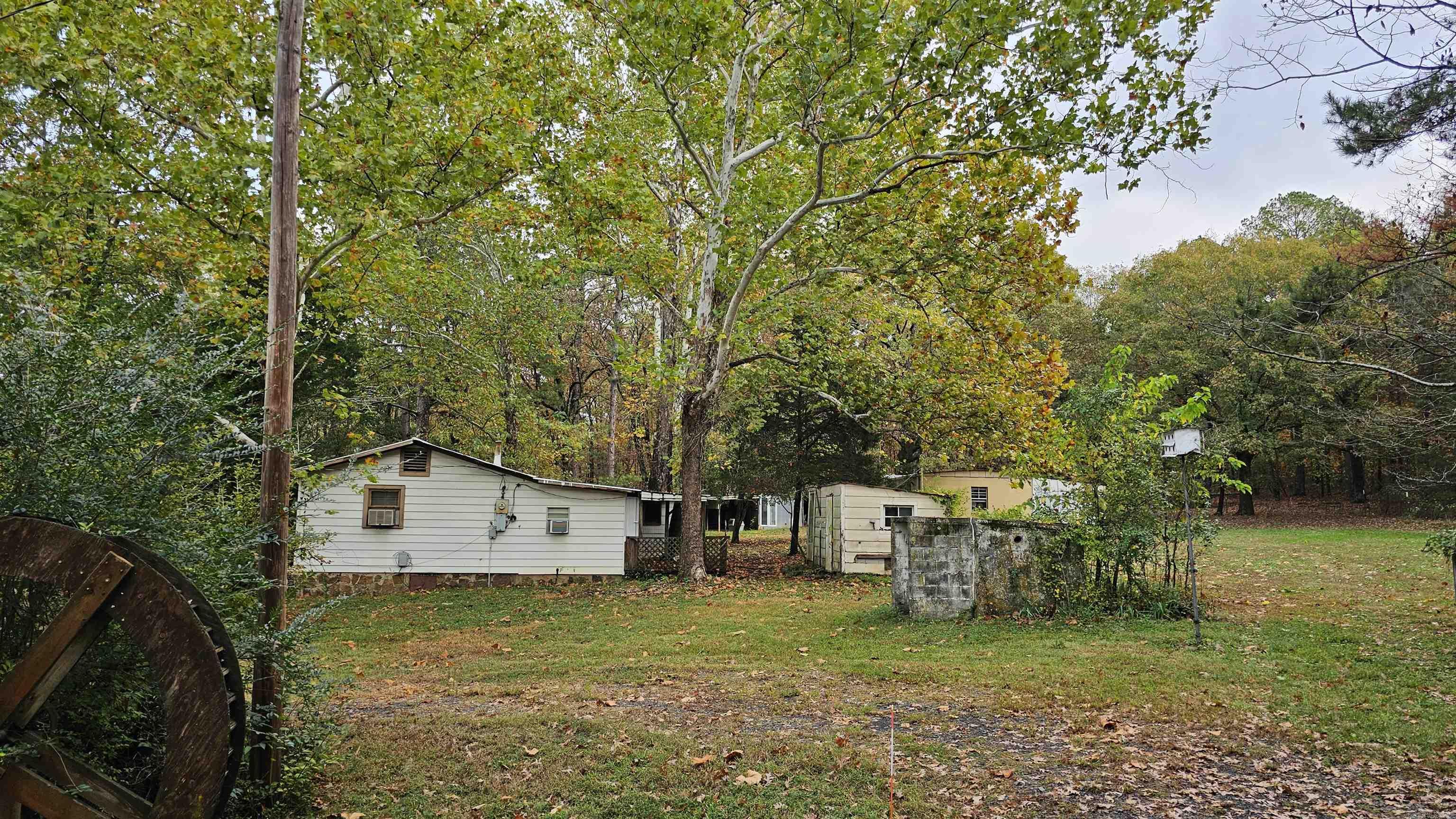 3432 N Heber Springs 3430 Tumbling Shoals, AR