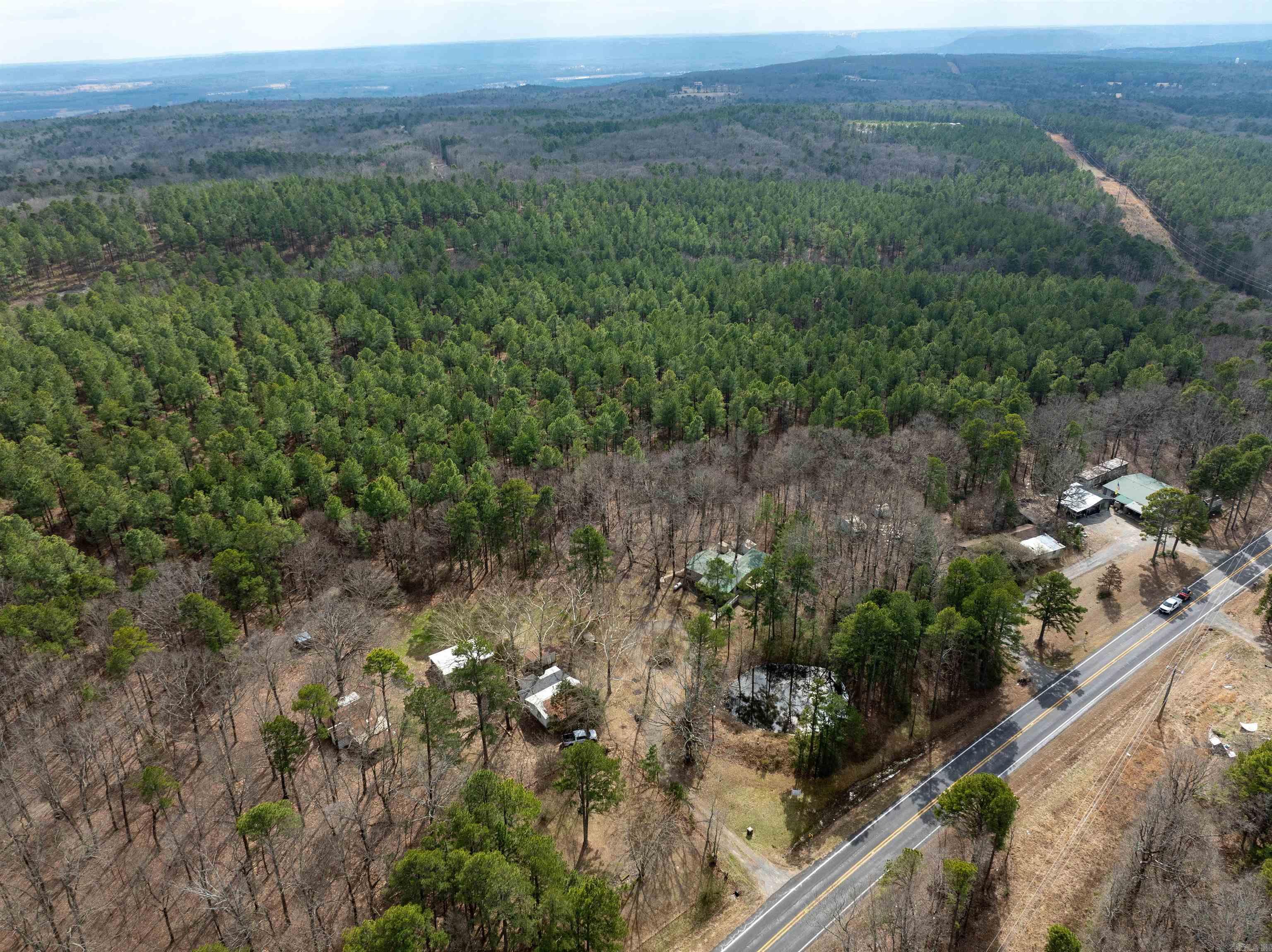 3432 N Heber Springs 3430 Tumbling Shoals, AR