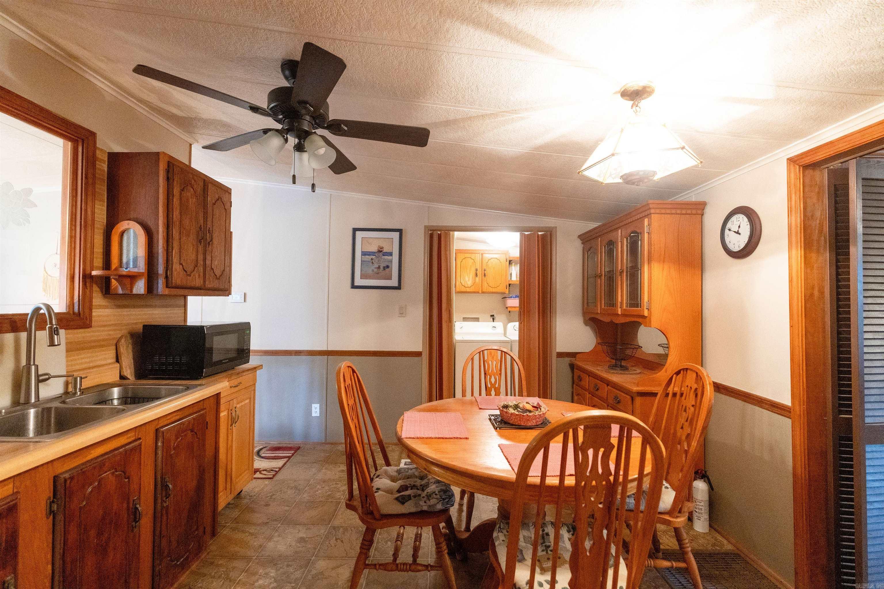 3432 N Heber Springs 3430 Tumbling Shoals, AR