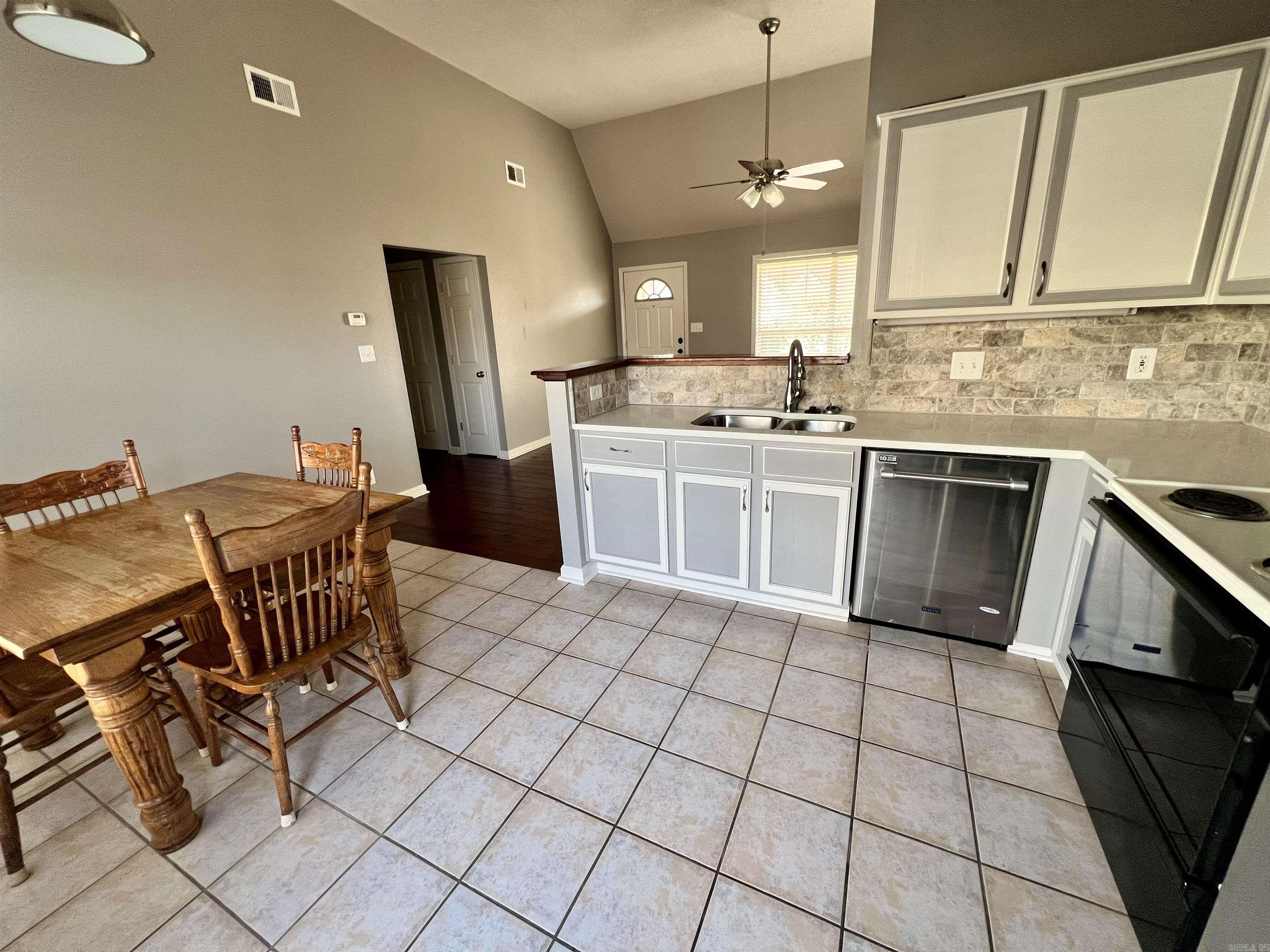 304  Country Squire Ln  Searcy, AR