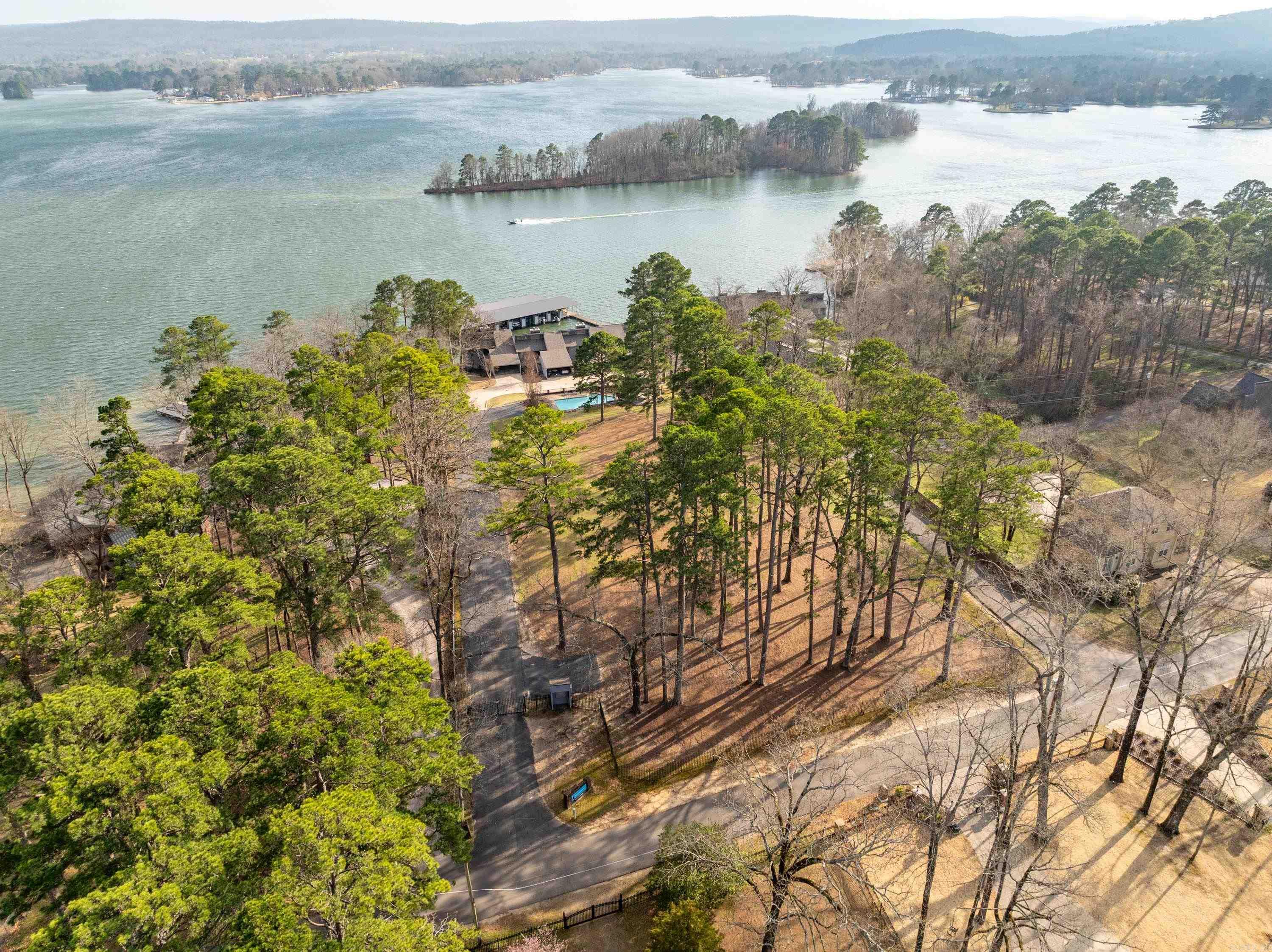 304 Lookout Point Hot Springs, AR 71913