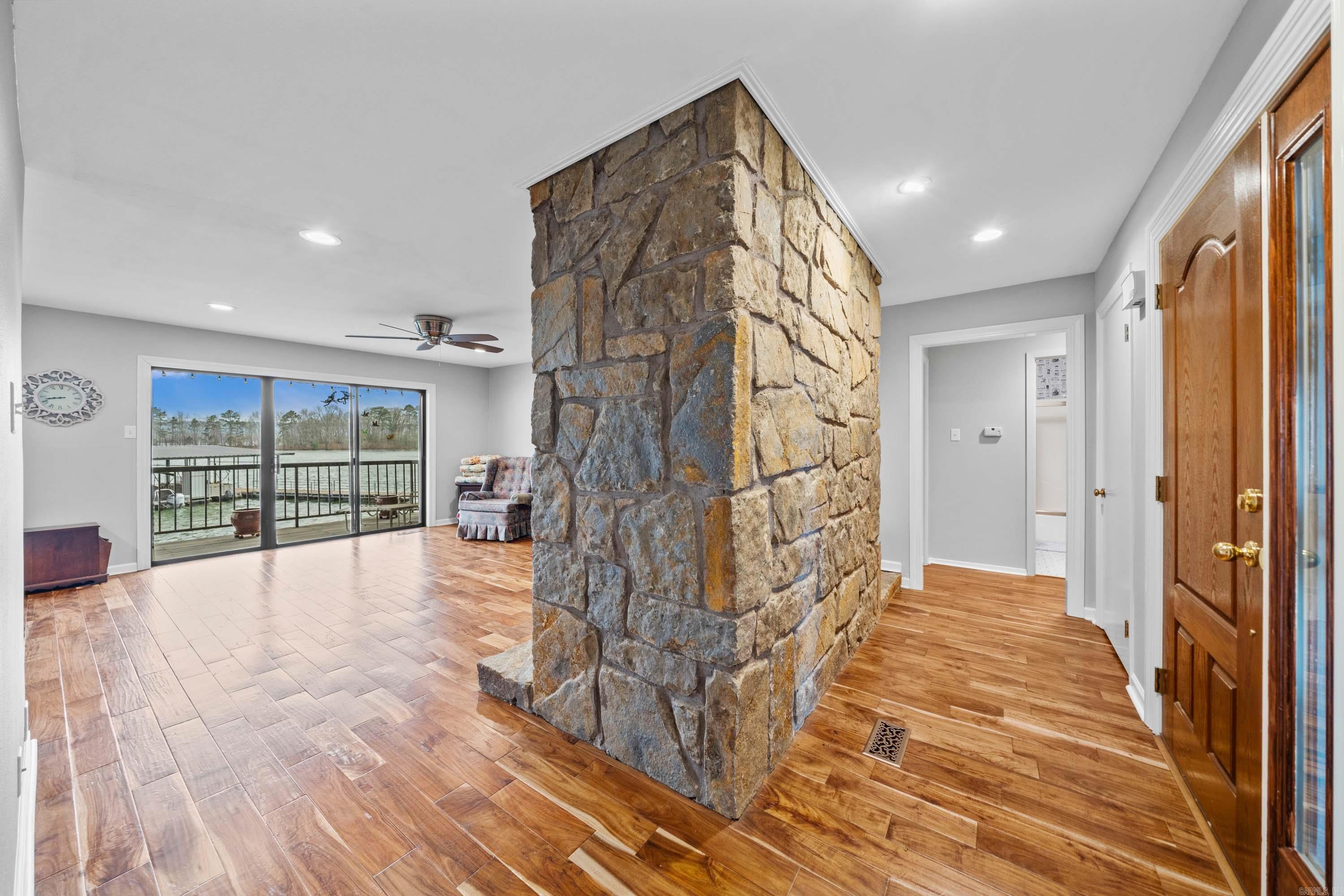 304 Lookout Point Hot Springs, AR 71913