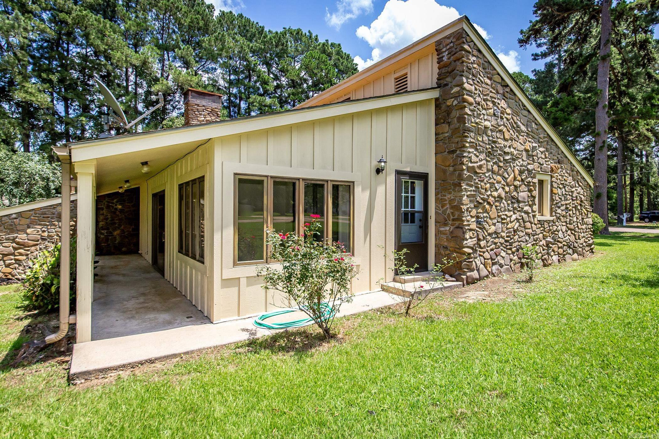 1520 Pine Drive Ashdown, AR 71822