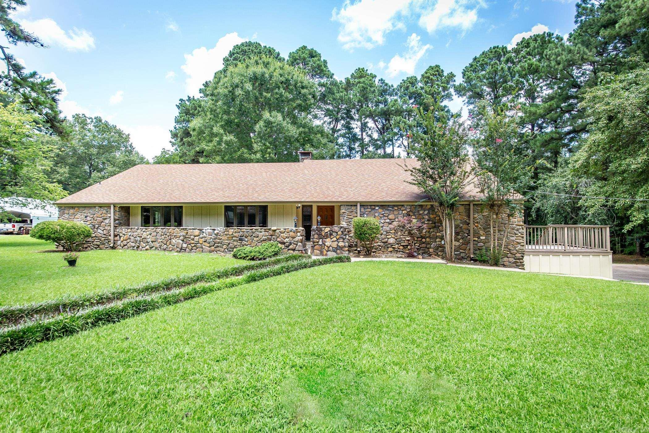 1520 Pine Drive Ashdown, AR 71822