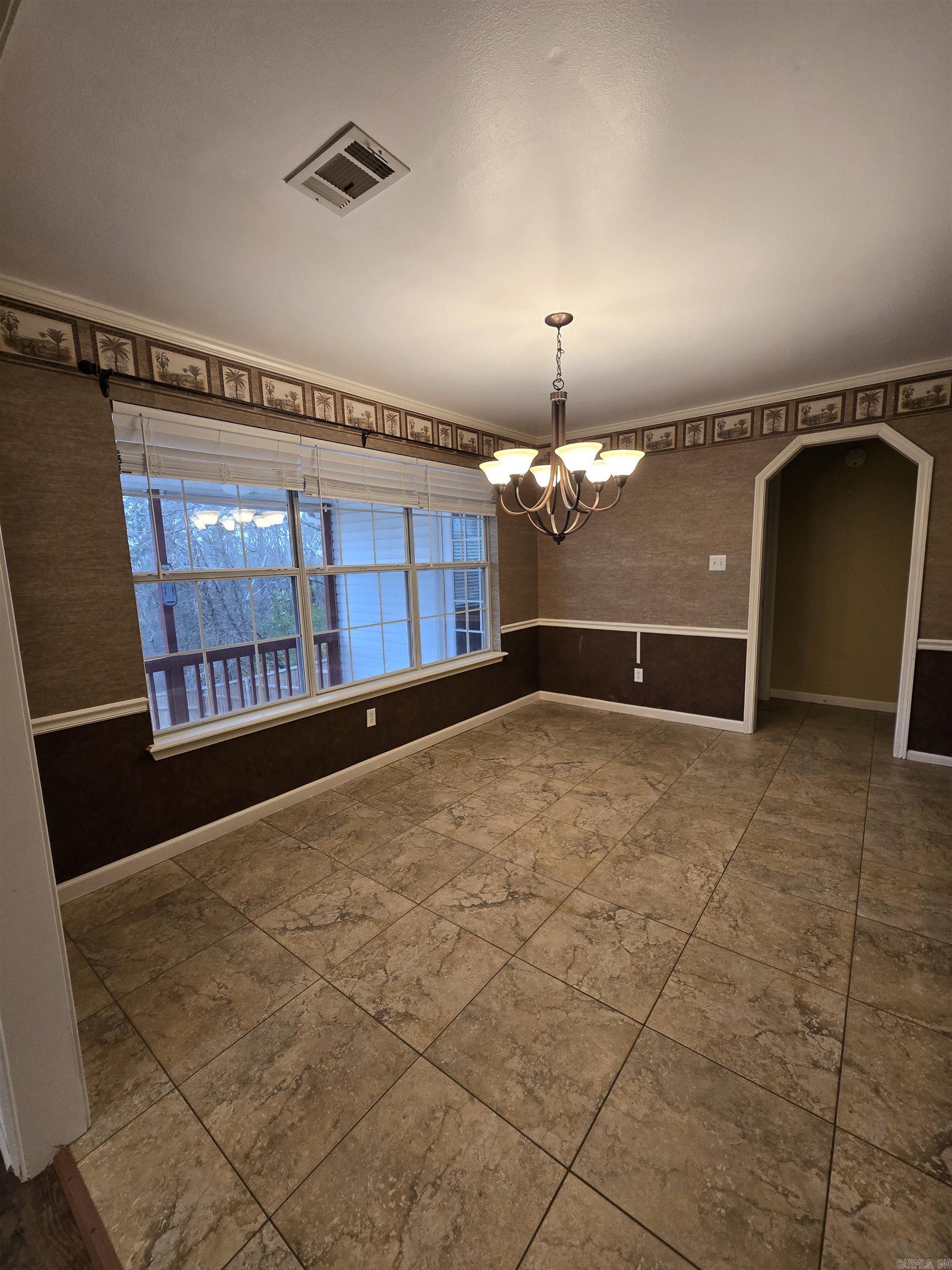 1015  River Oaks  Benton, AR