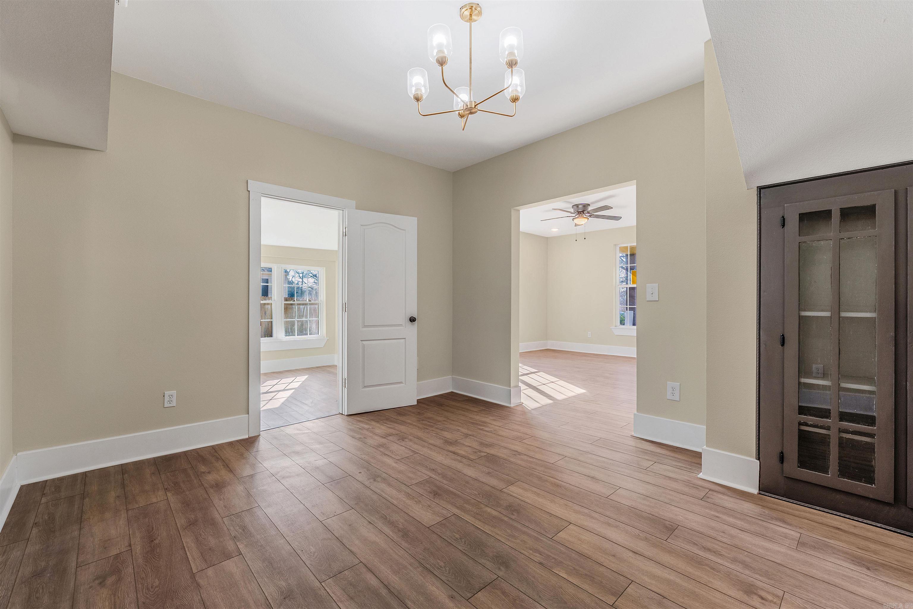 1310 W Arch Avenue Searcy, AR 72143