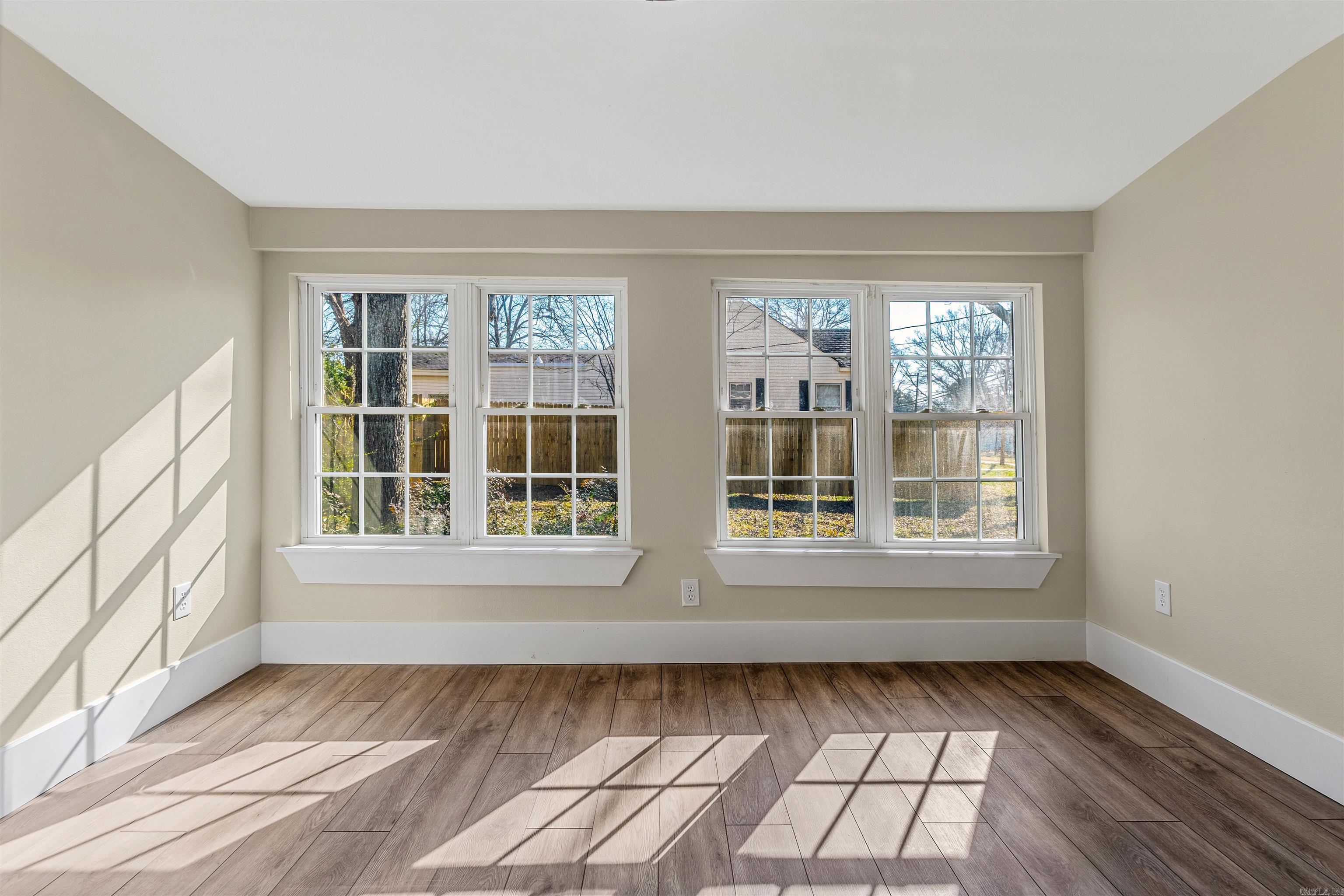1310 W Arch Avenue Searcy, AR 72143