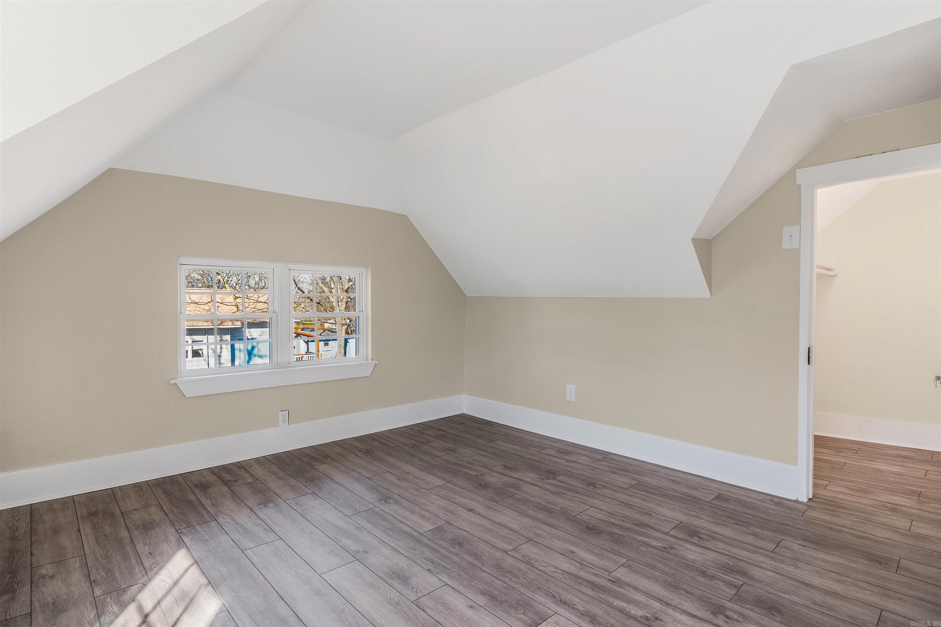 1310 W Arch Avenue Searcy, AR 72143