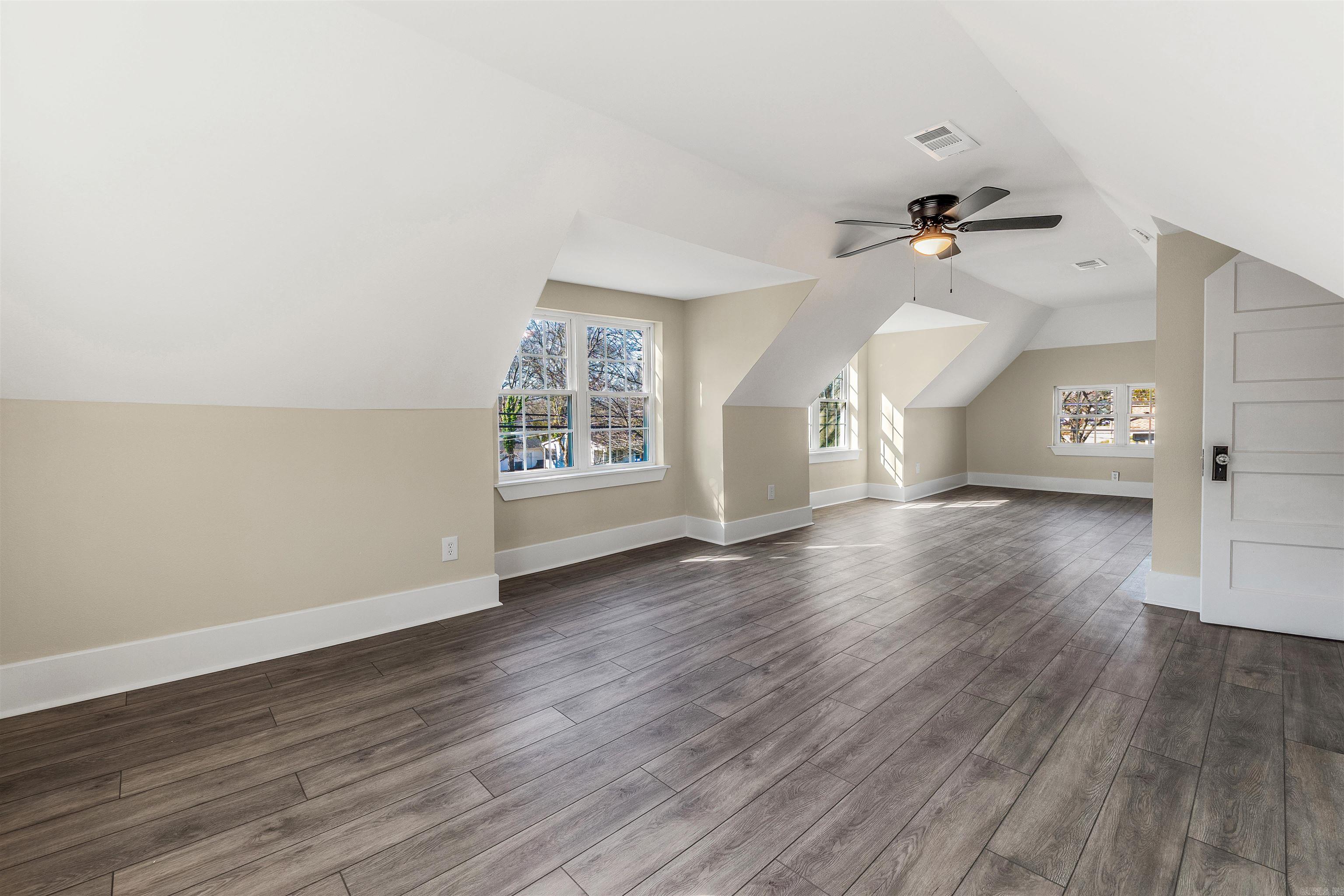 1310 W Arch Avenue Searcy, AR 72143