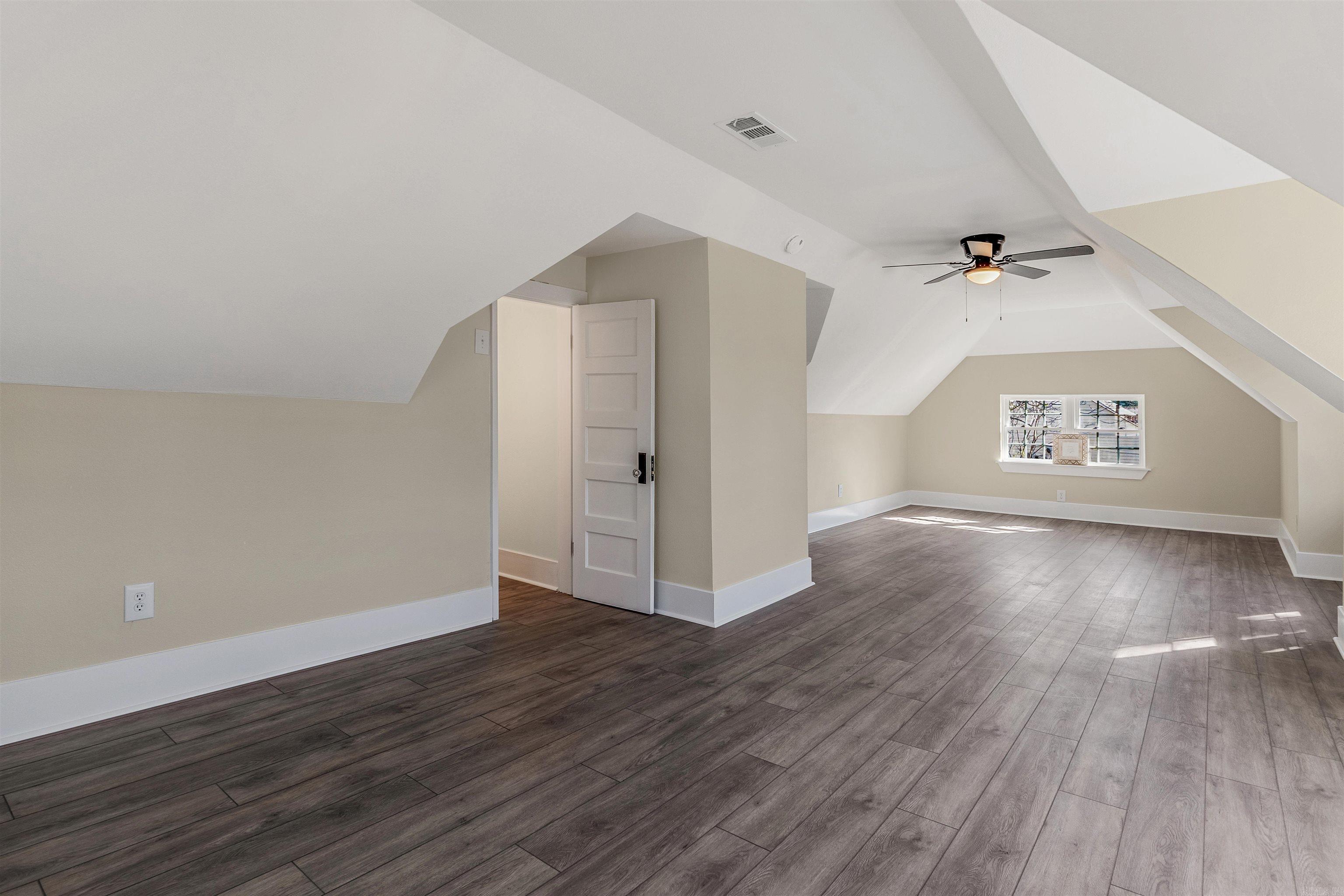 1310 W Arch Avenue Searcy, AR 72143