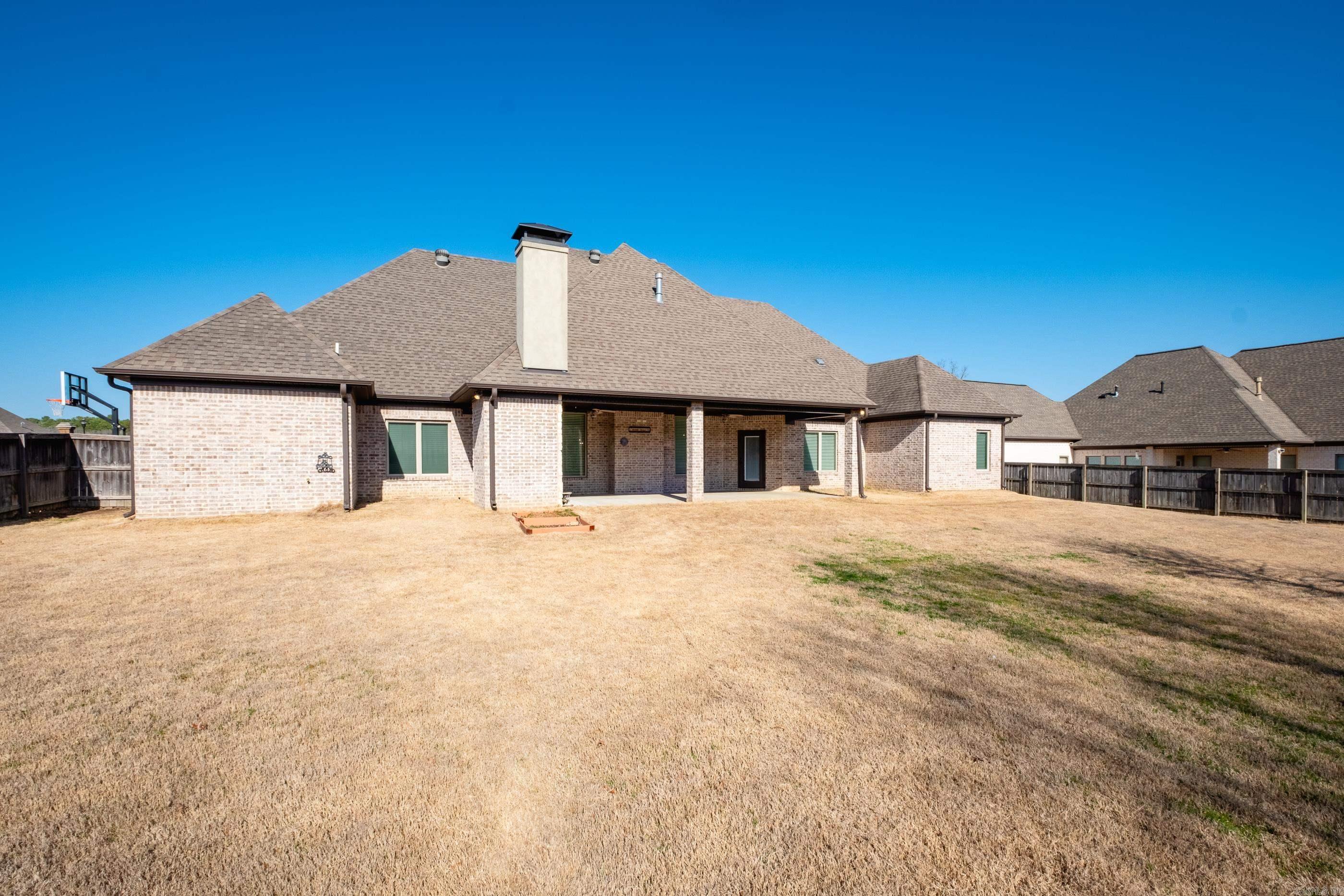 7011  Westshore  Benton, AR