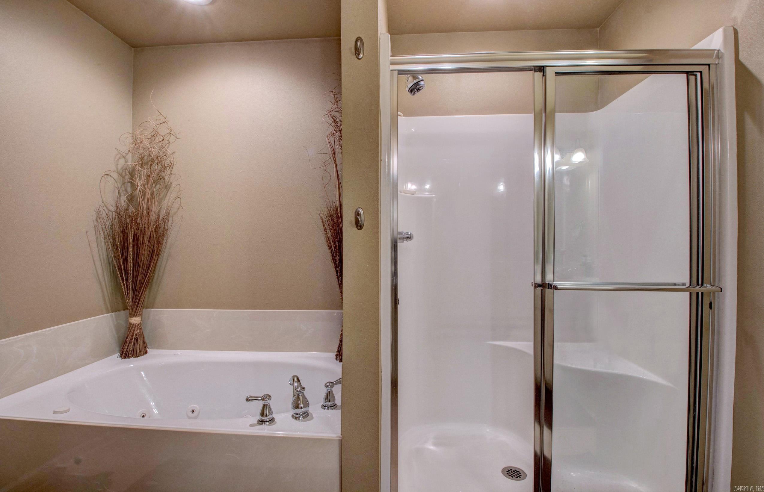 205  Hidden Meadows  Benton, AR