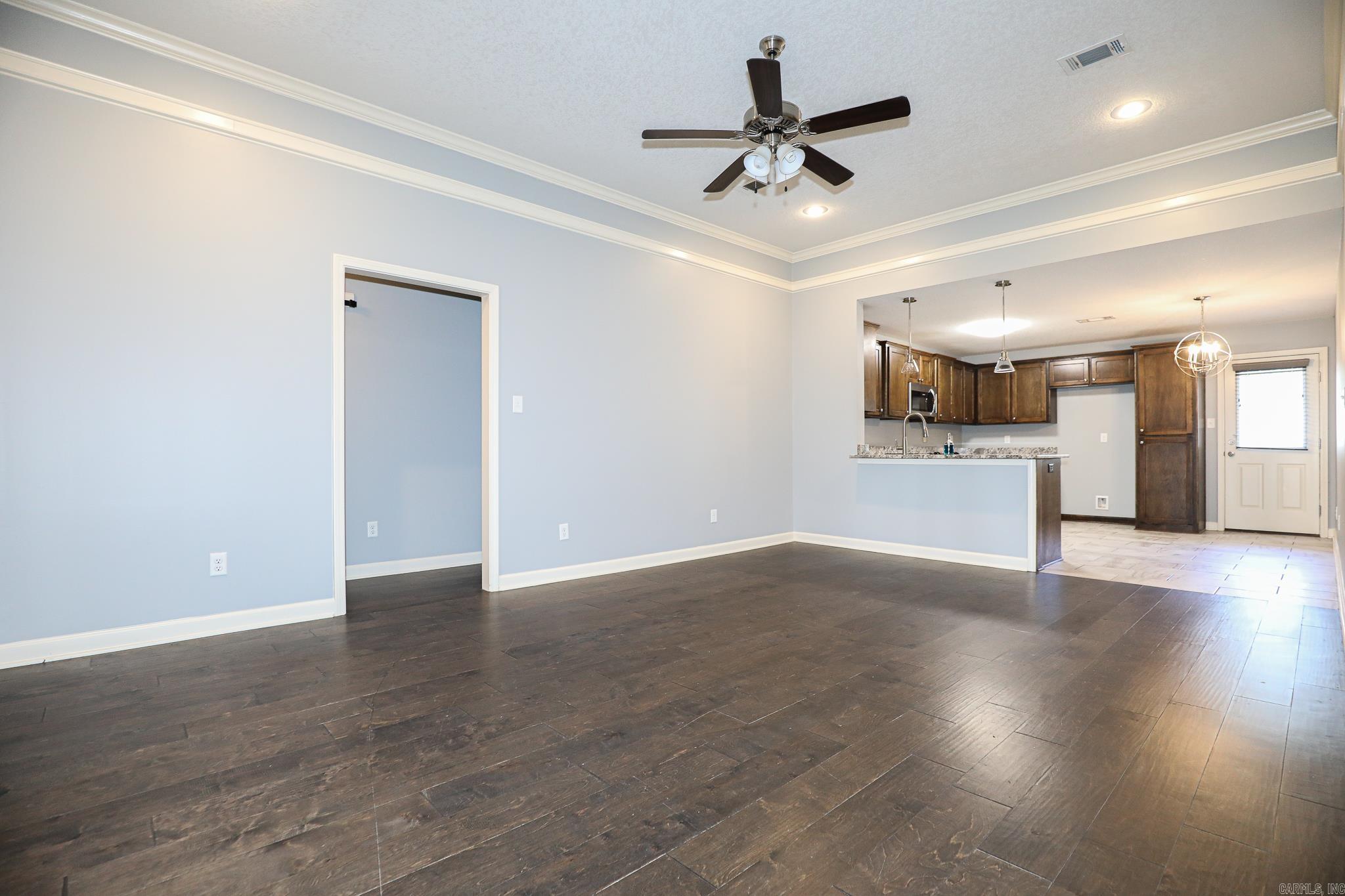 412 S Shady Ln  Benton, AR