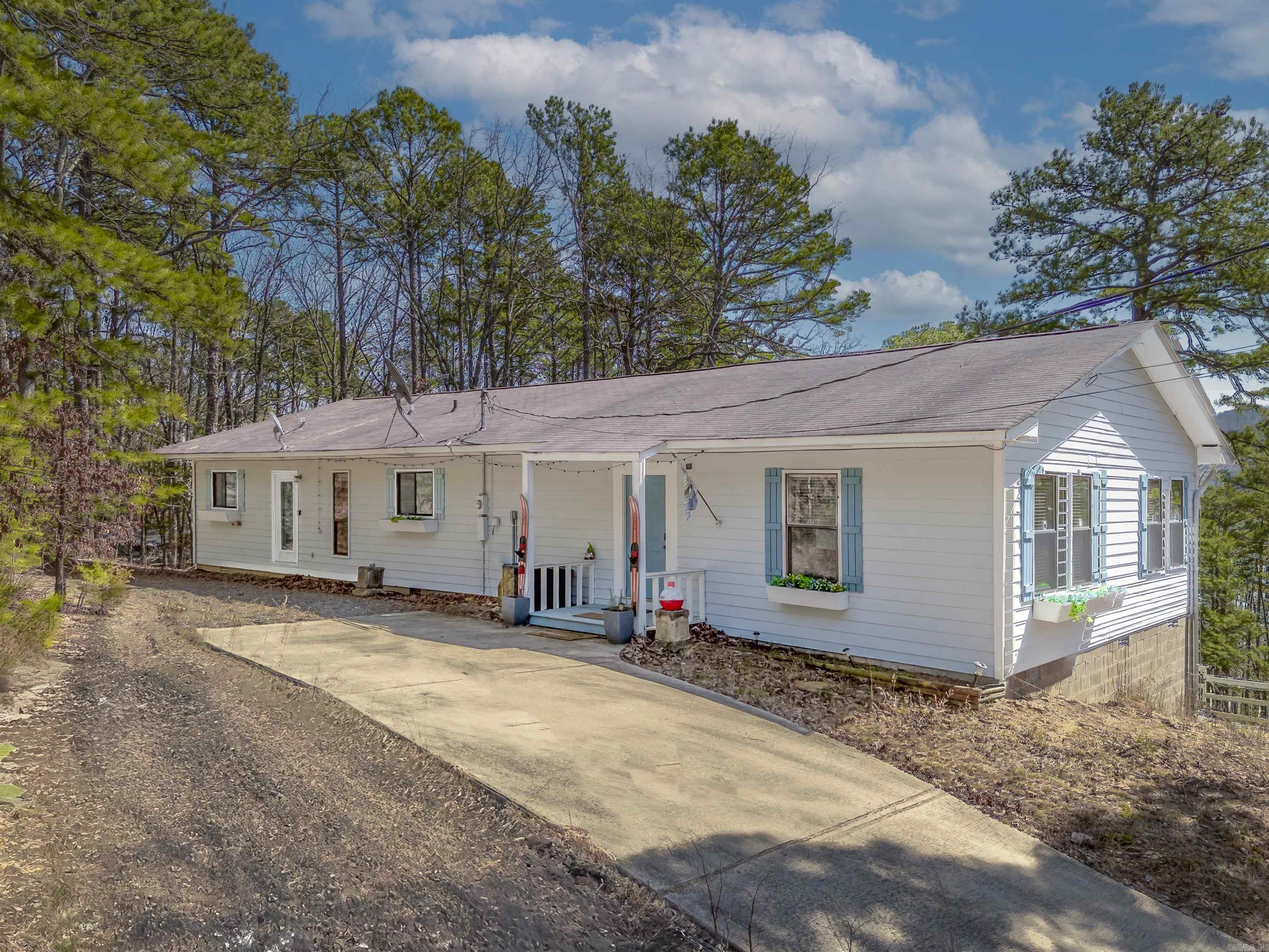 554  Emerald Cove  Shirley, AR