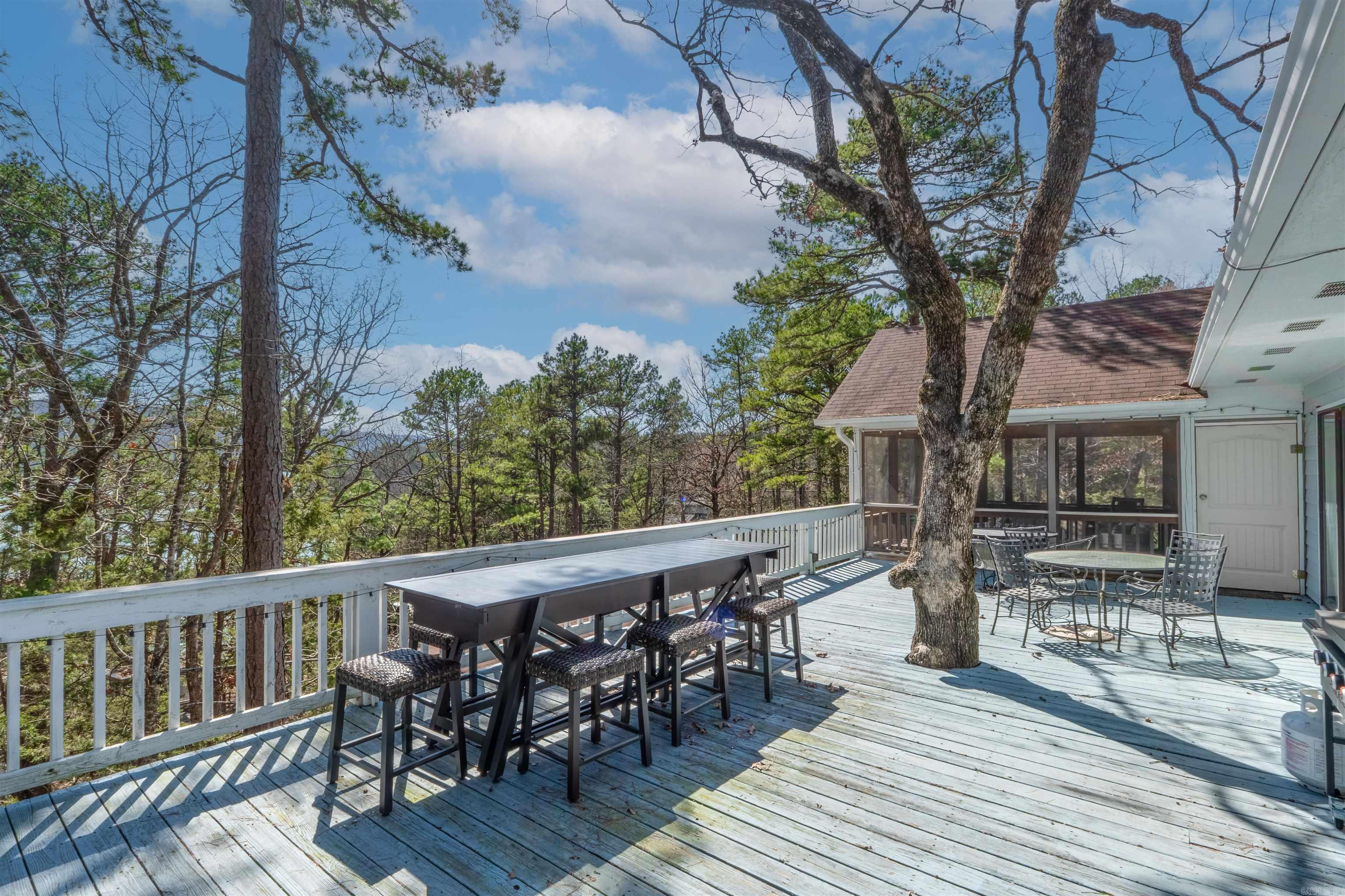 554  Emerald Cove  Shirley, AR