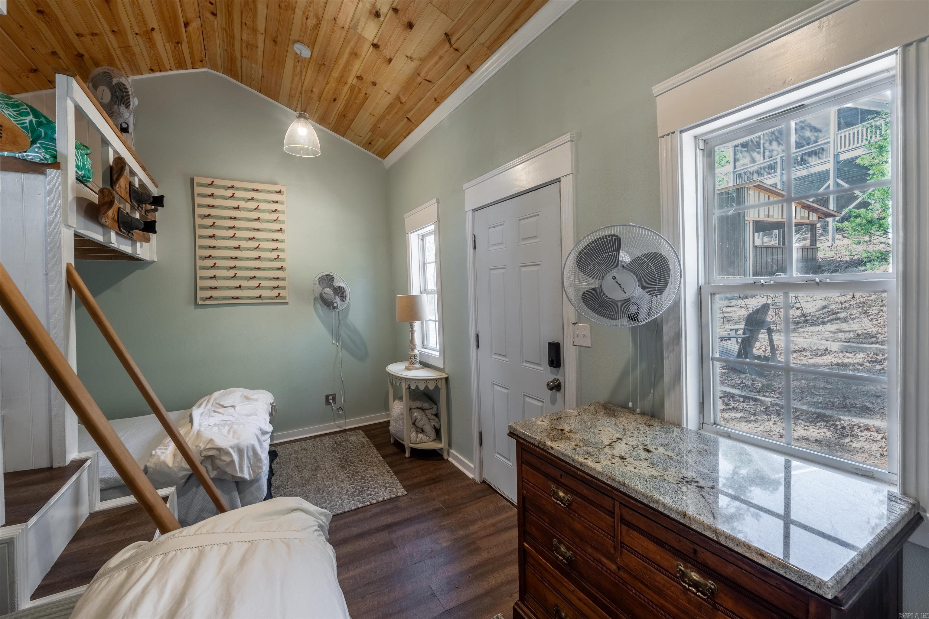 554  Emerald Cove  Shirley, AR