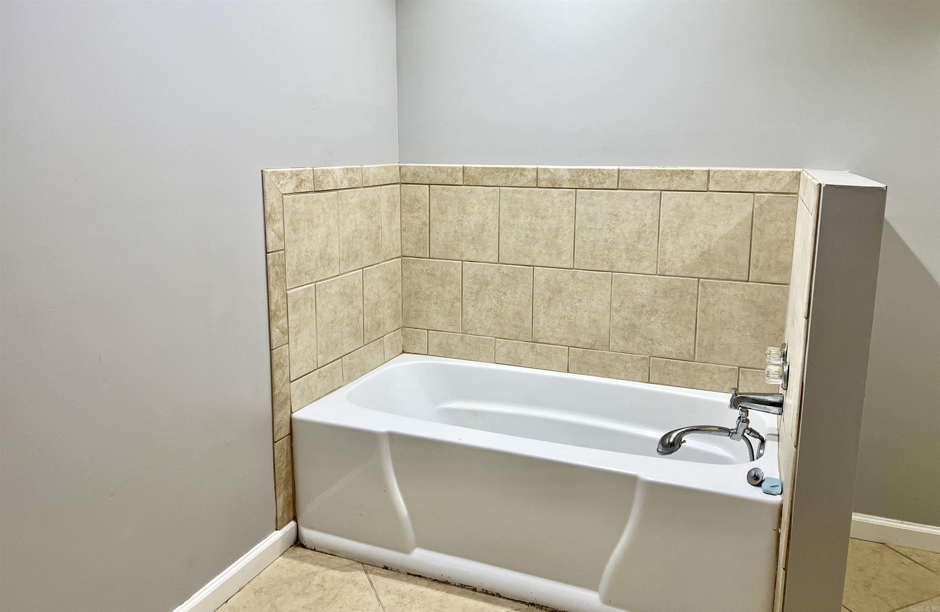 604 E 10th Street El Dorado, AR 71730