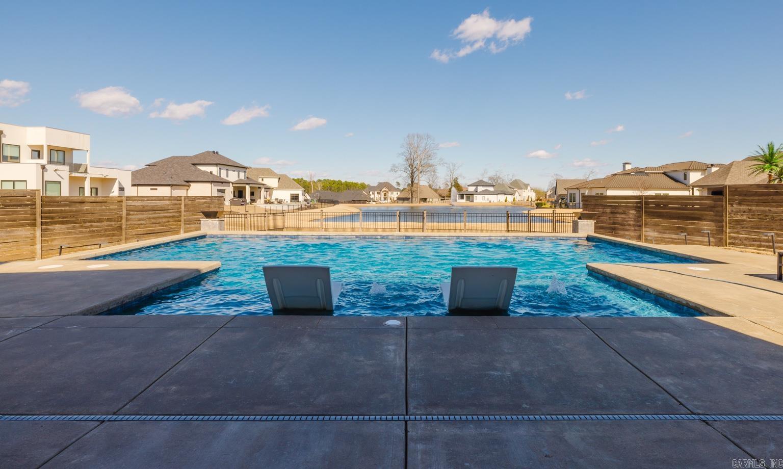6745  Hilo  Benton, AR