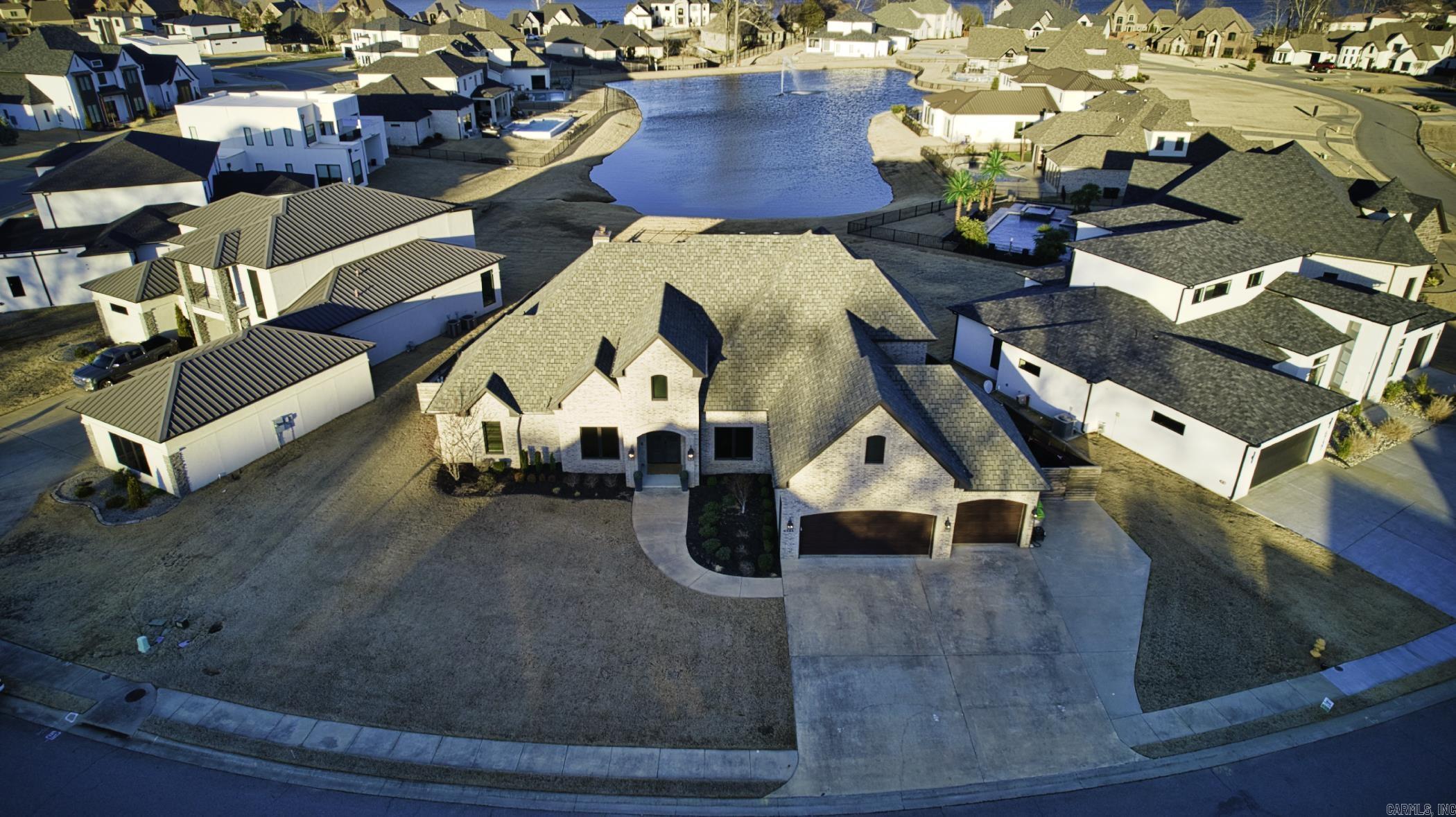 6745  Hilo  Benton, AR